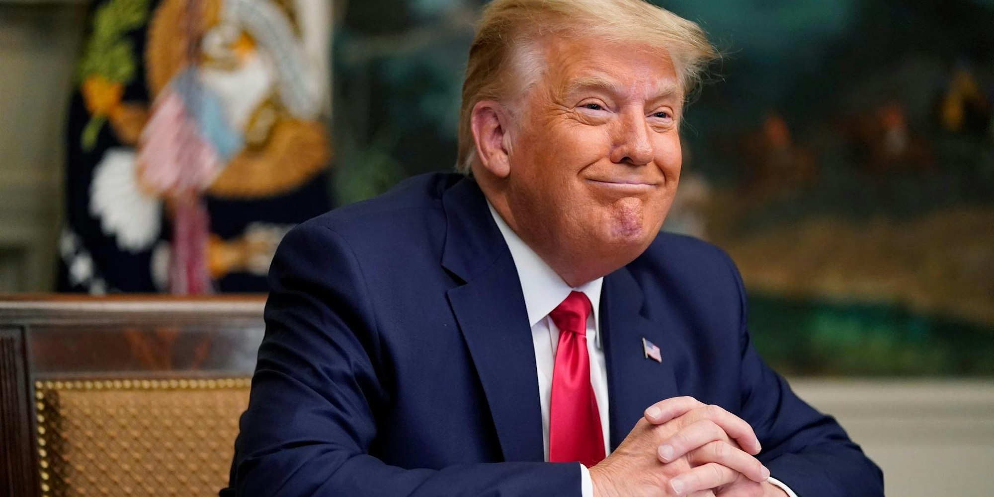 Trump lächelt