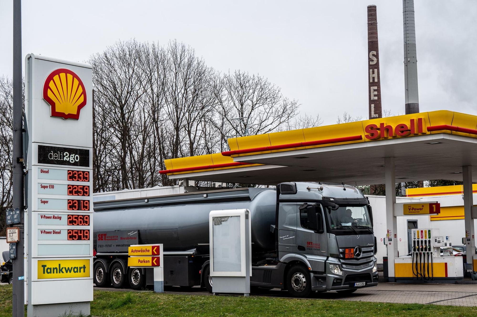 2 tankstelle