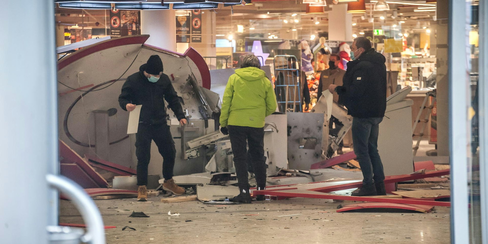 sparkasse-geldautomaten-_rar_RLE_12222021ALF_7236