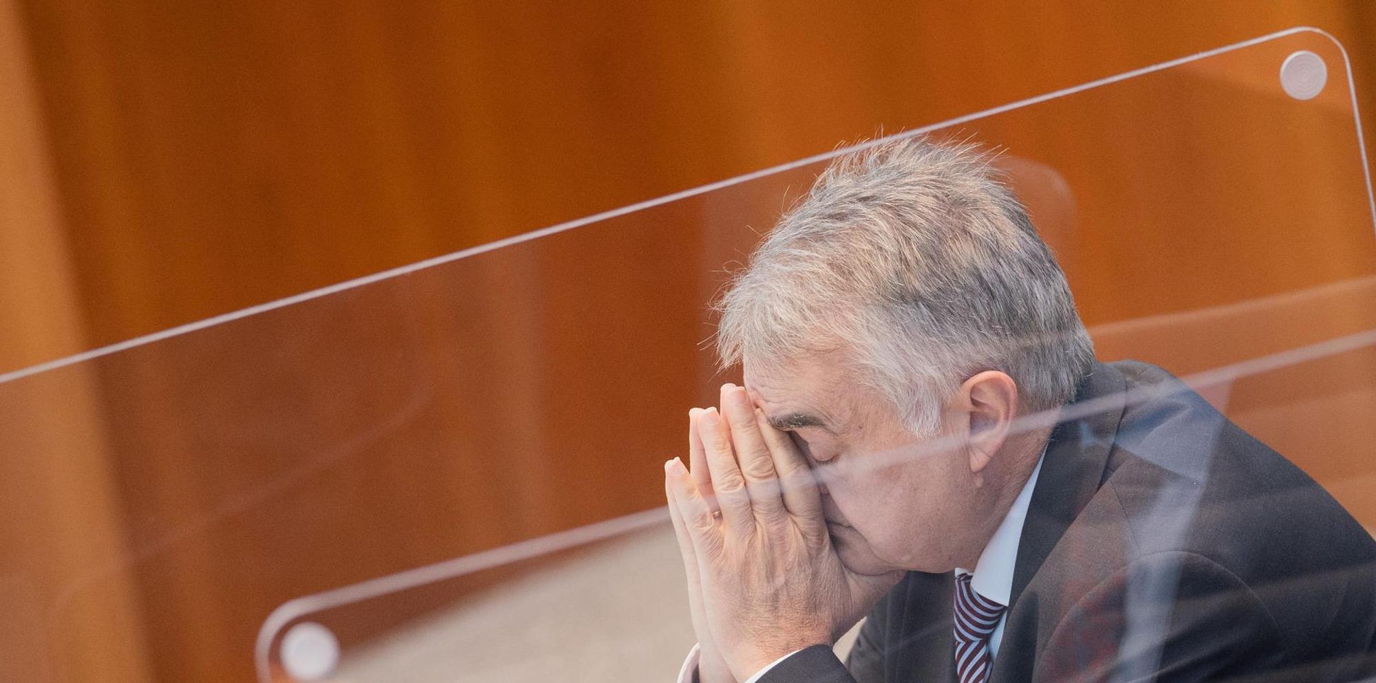 Reul Landtag Rechtsextremismus