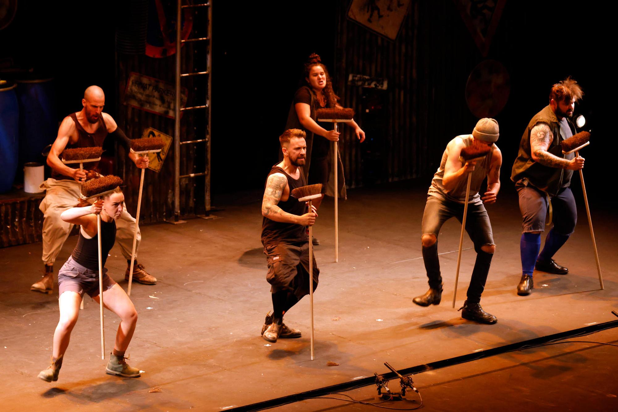 Stomp Premiere Köln