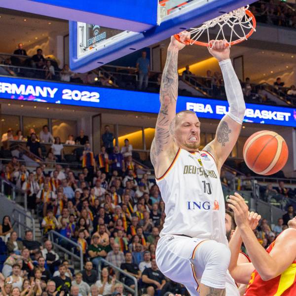 Theis Dunk