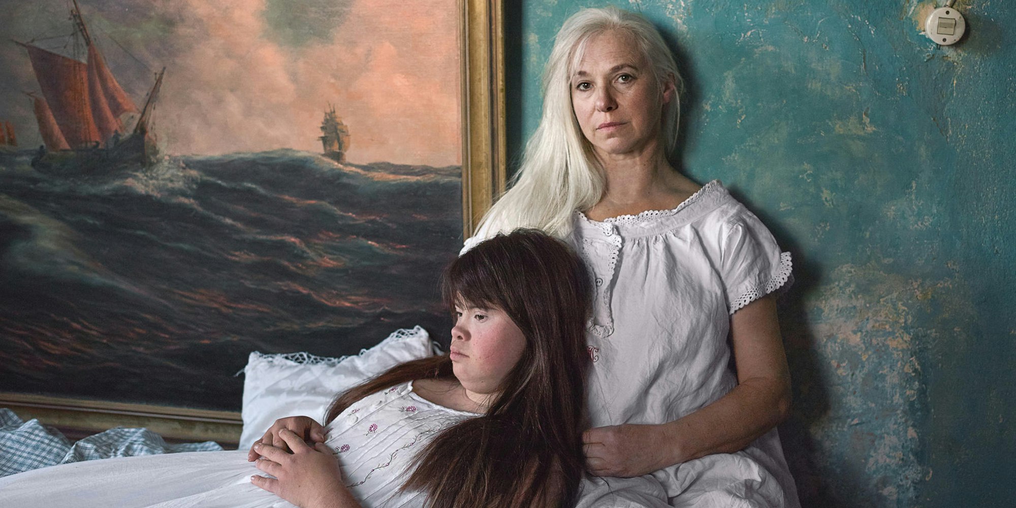 Snezhana-von-Buedingen-Sofie-mit-der-Mutter