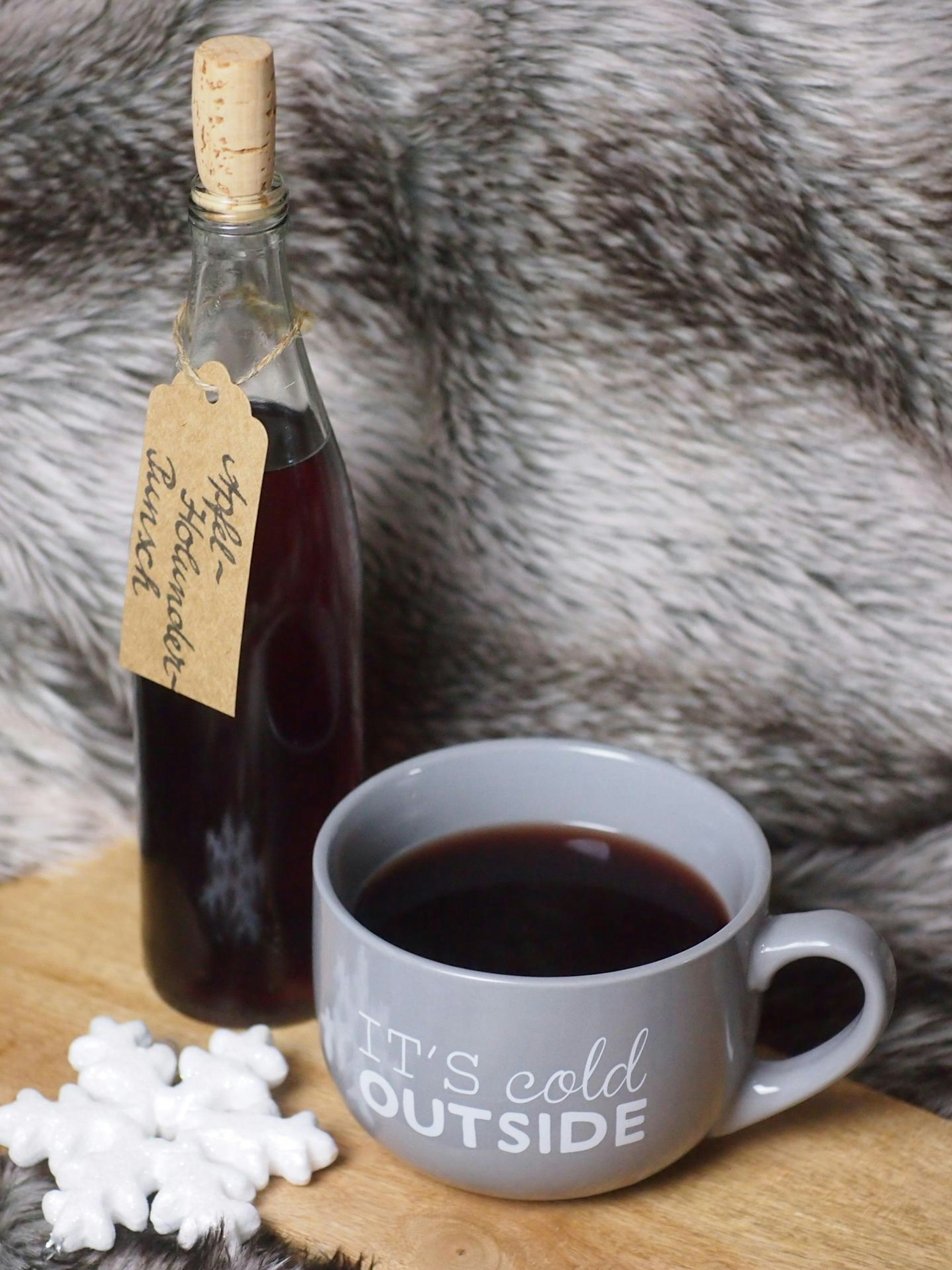 Punsch in its cold outside tasse
