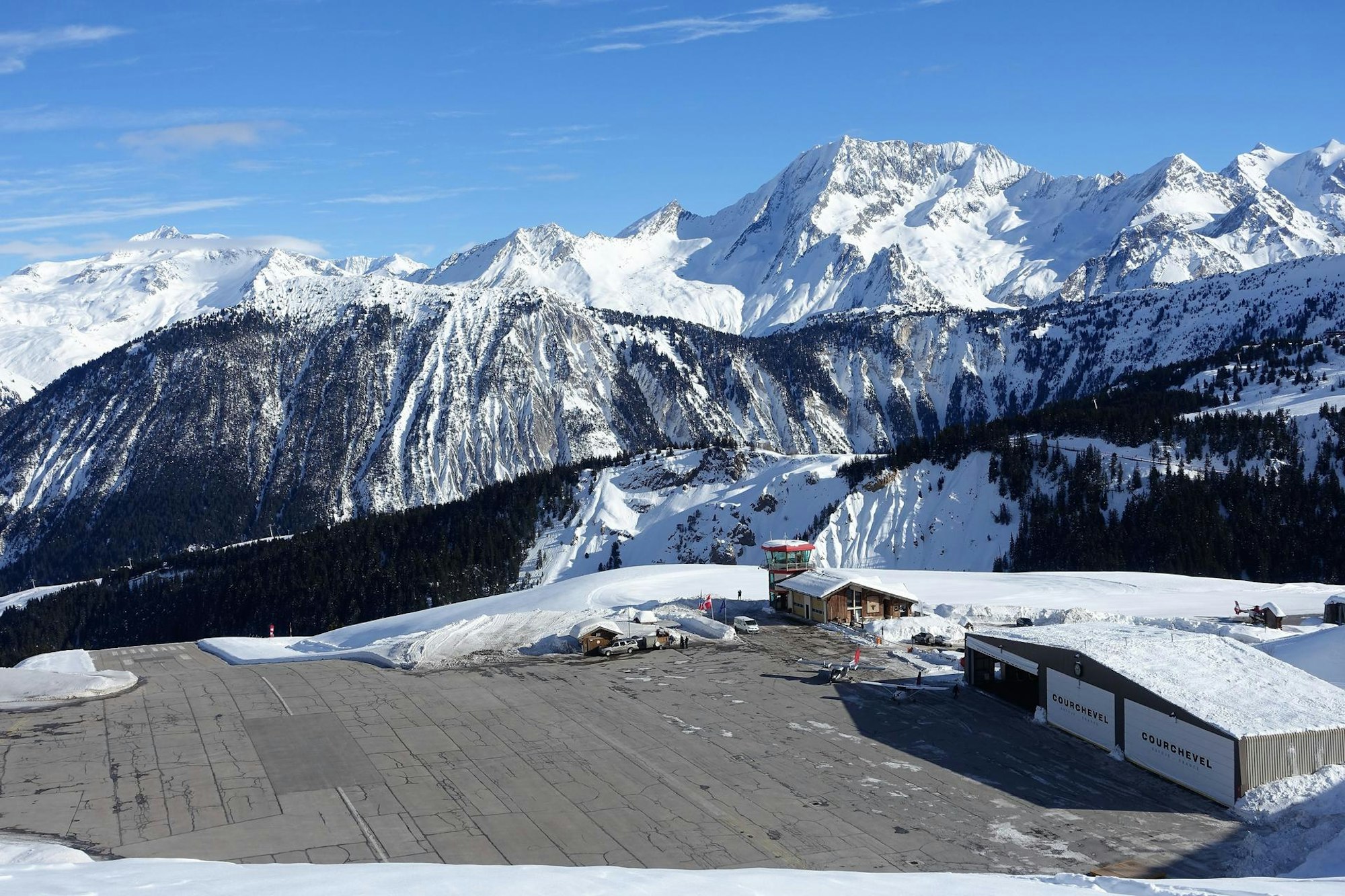 Courchevel_Flughafen