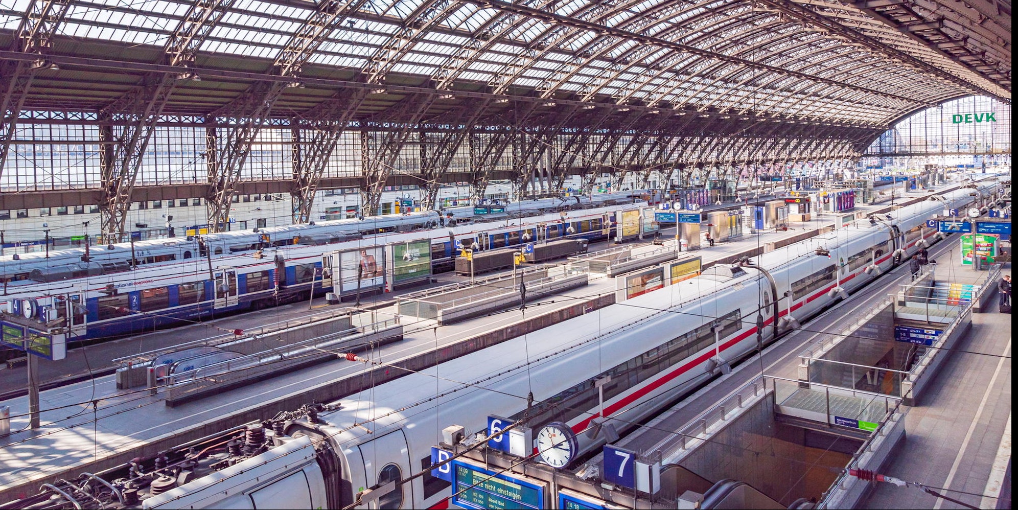 Köln Hauptbahnhof ROLL