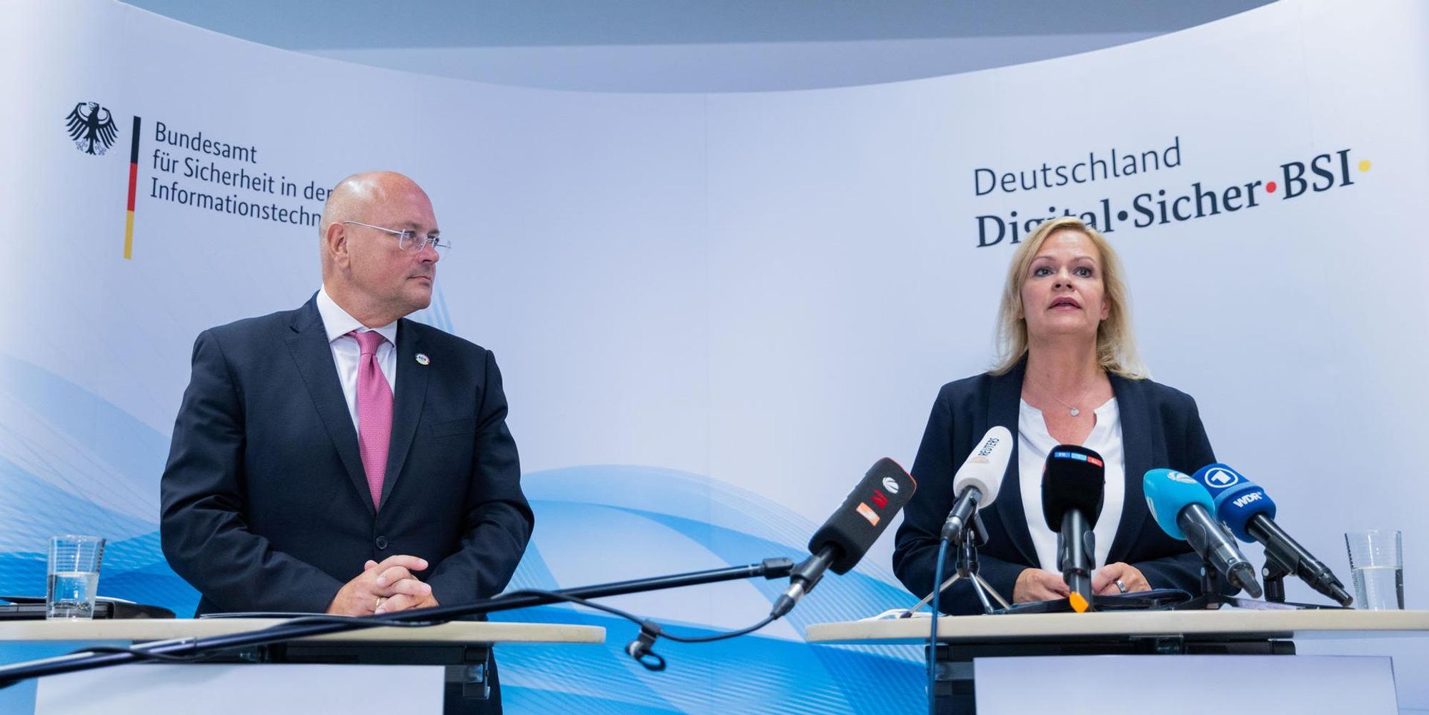 Schönbohm Faeser dpa