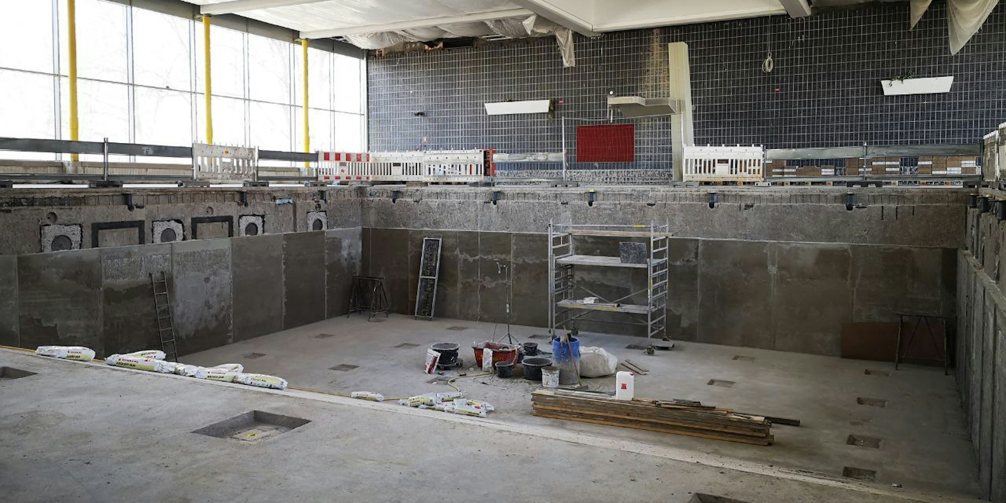 20220408-at-wes-gartenhallenbad-04