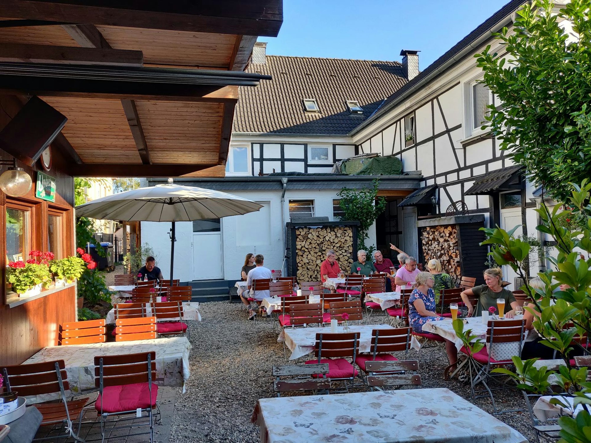 Schicksaal Biergarten