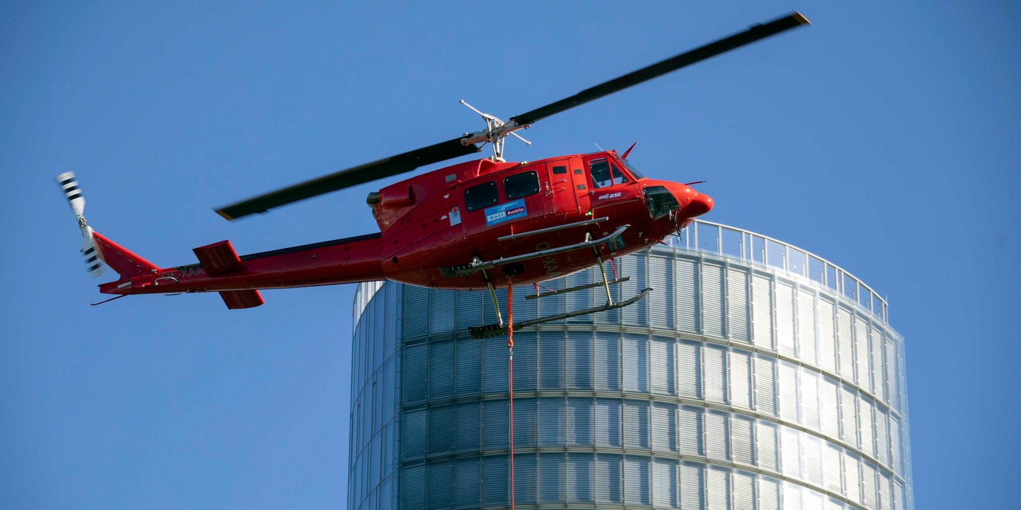Hubschrauber LVR-Turm
