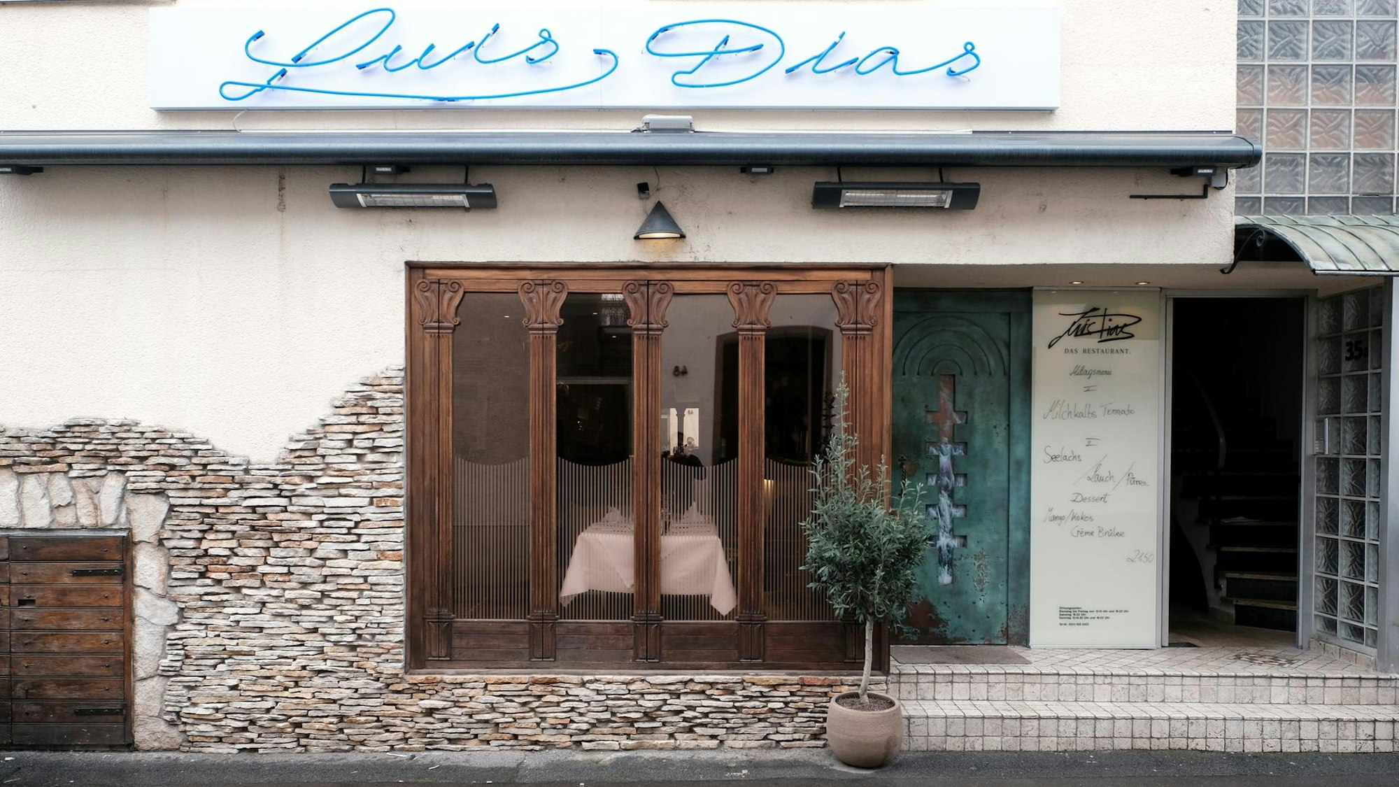 Das Restaurant „‚Luis Dias‘“ von außen.