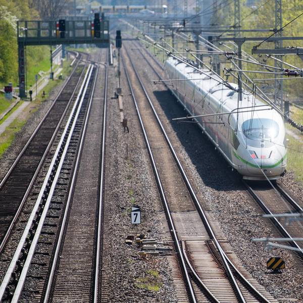 Deutsche Bahn 220521