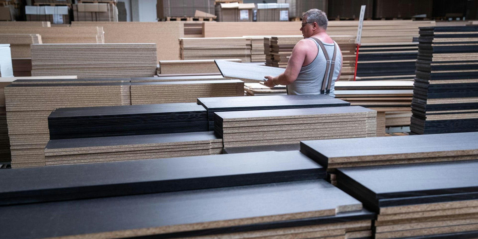 möbelplatten_symbolbild_dpa