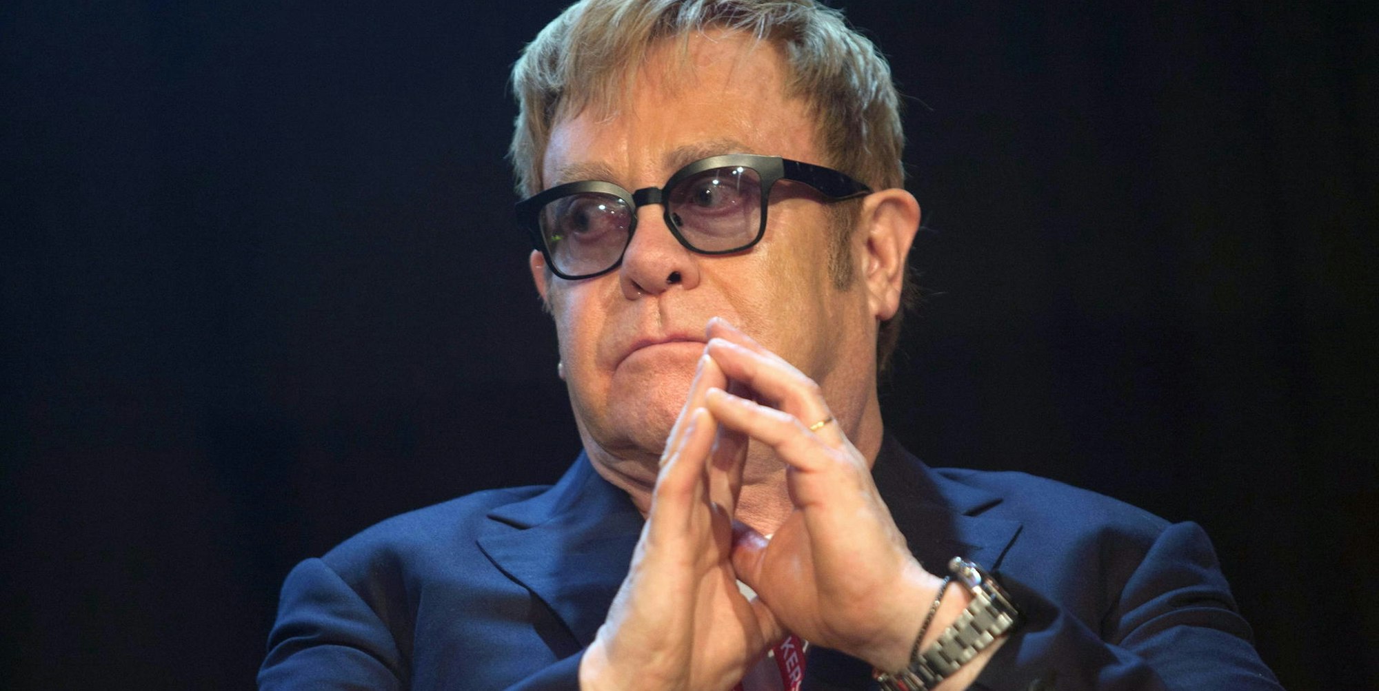 Elton John Symbol 2302