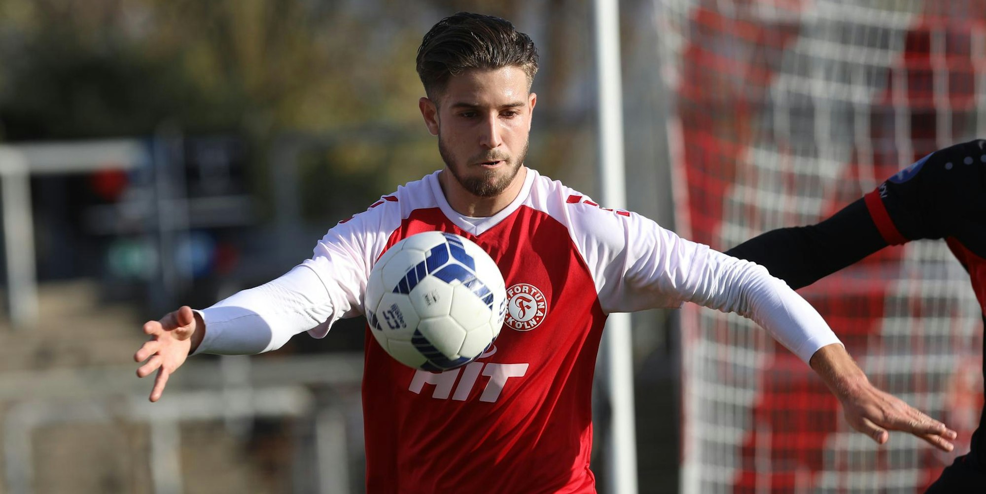 52707AE5-0324-4096-A0BC-E5845318871A