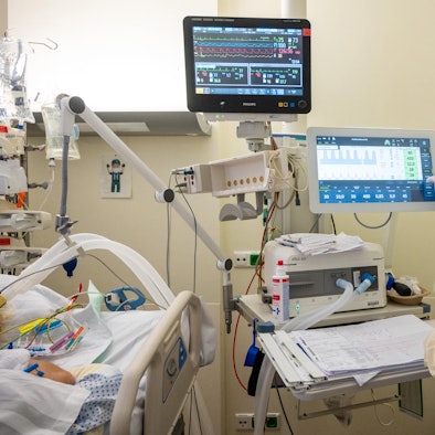 Coronavirus_Intensiv_69009744