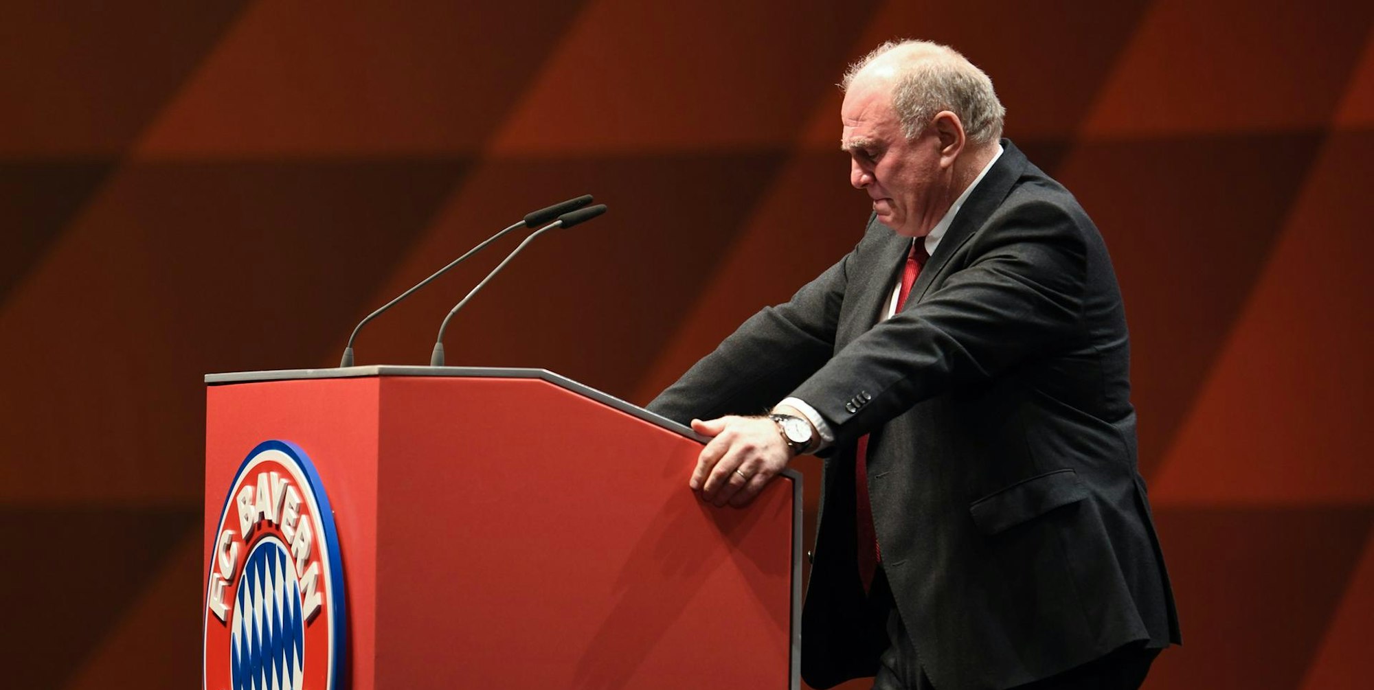 Hoeneß DPA 161022