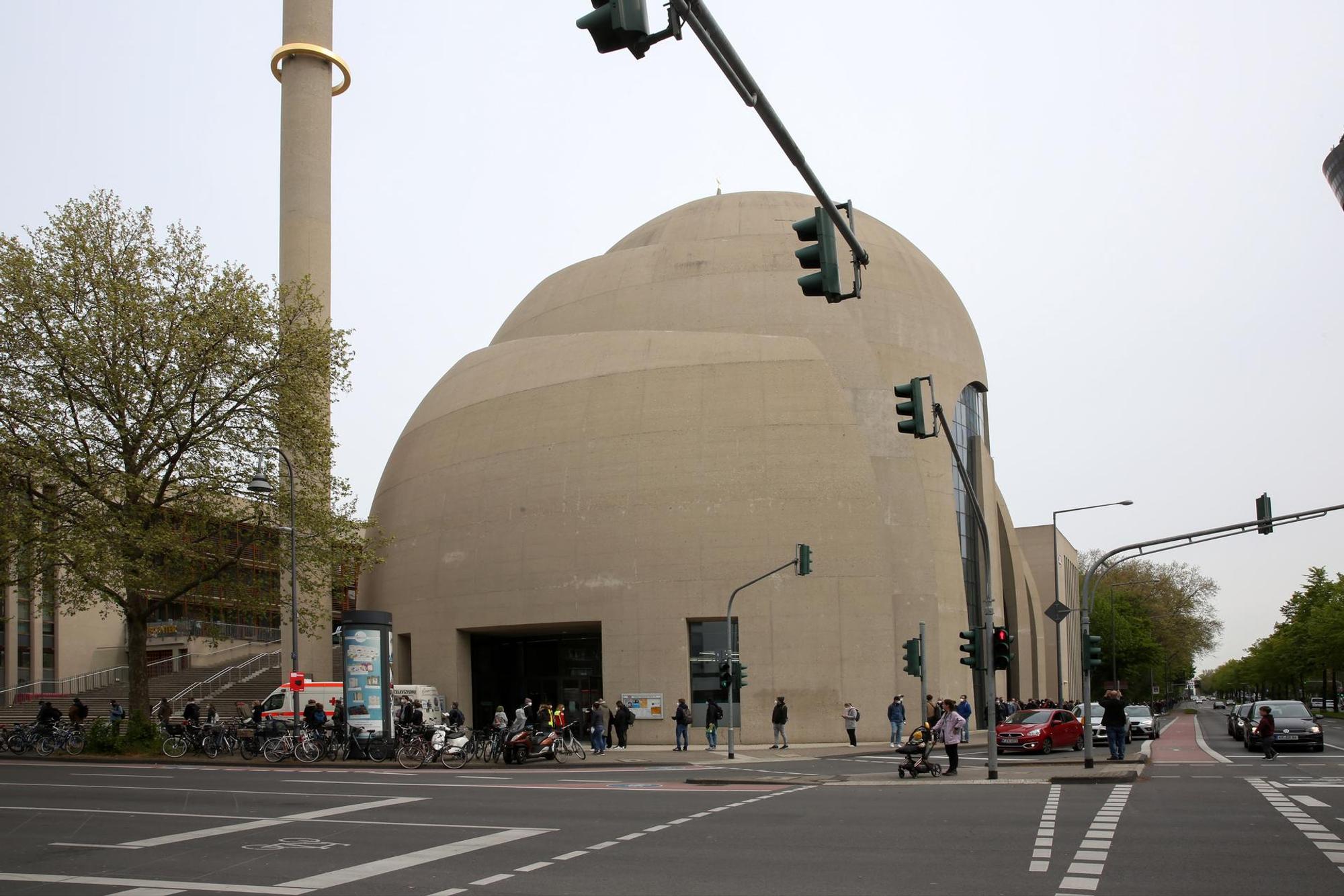Impfaktion Moschee Schlange