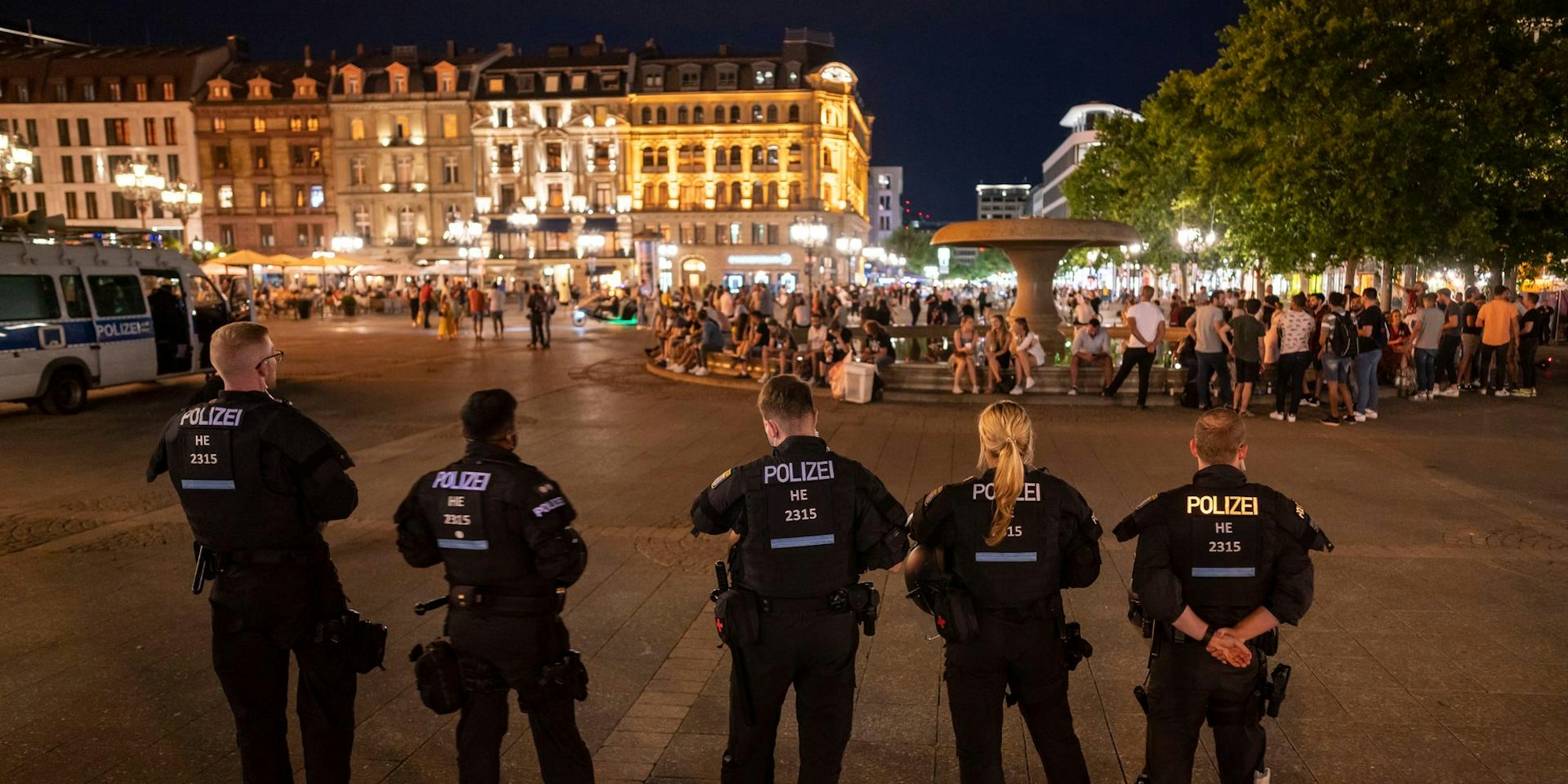 Frankfurt Opernplatz Polizei