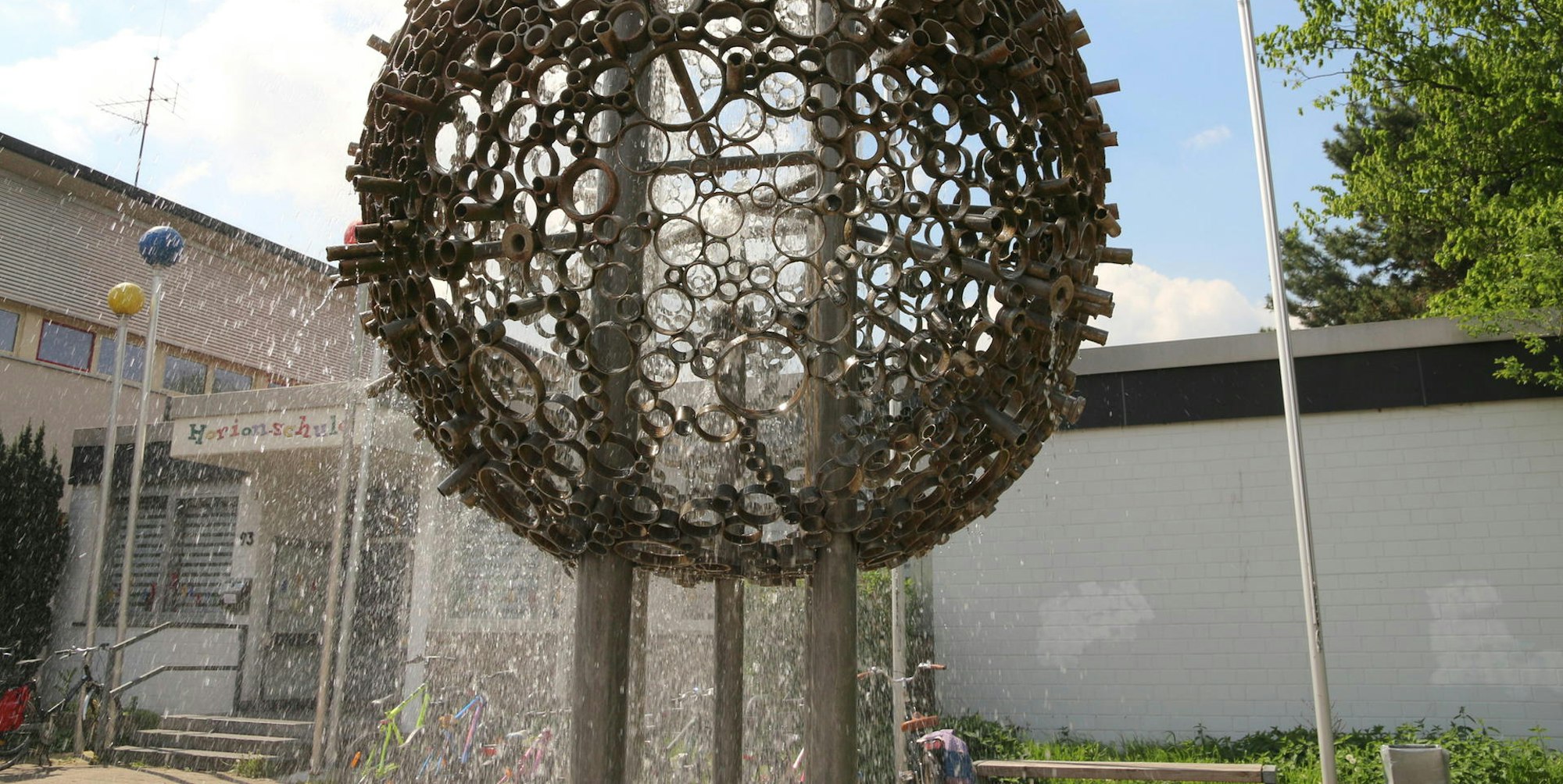 Goeddertz-Brunnen,_Sinnersdorf_015-001