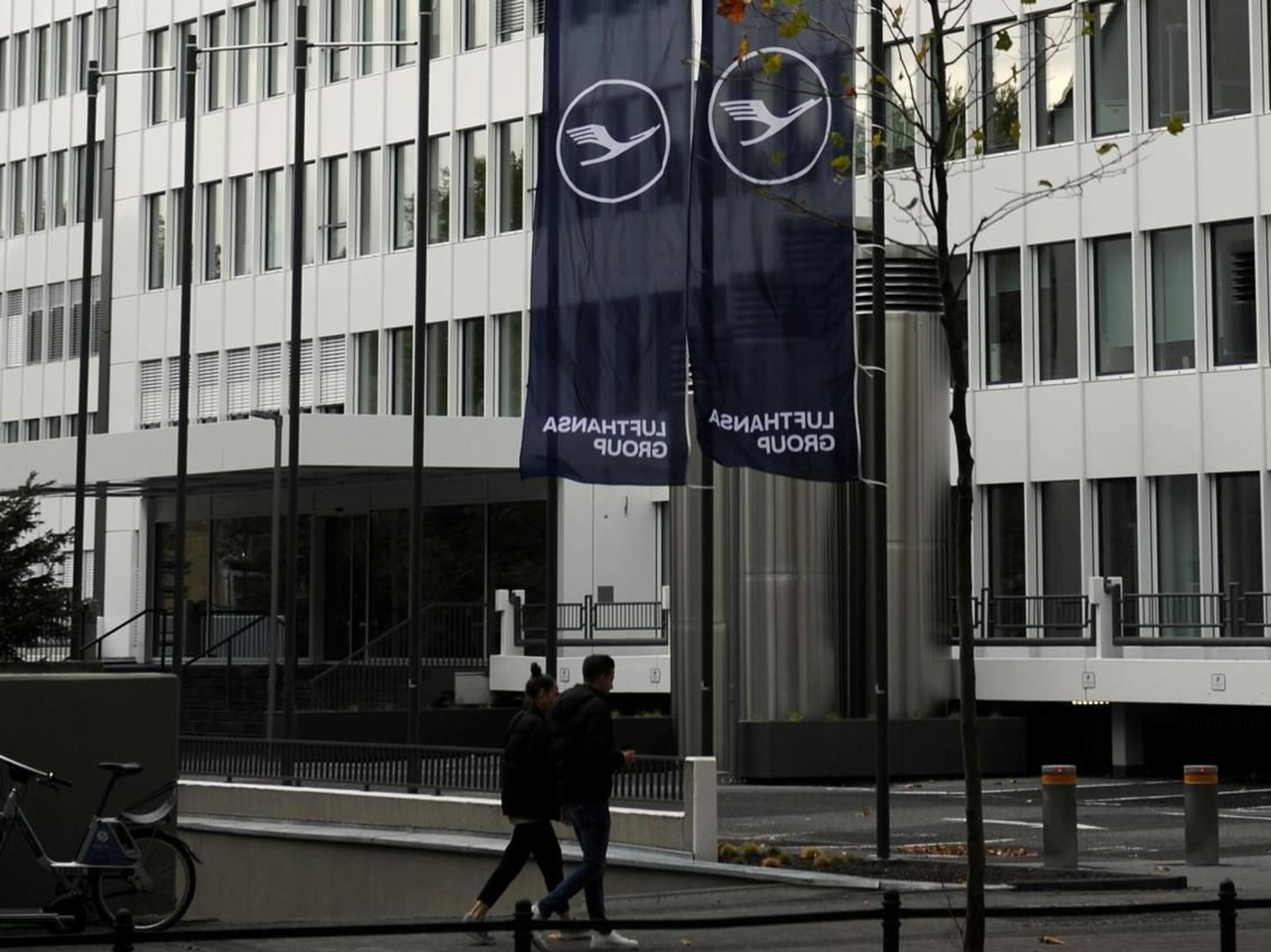 041019lufthansa002