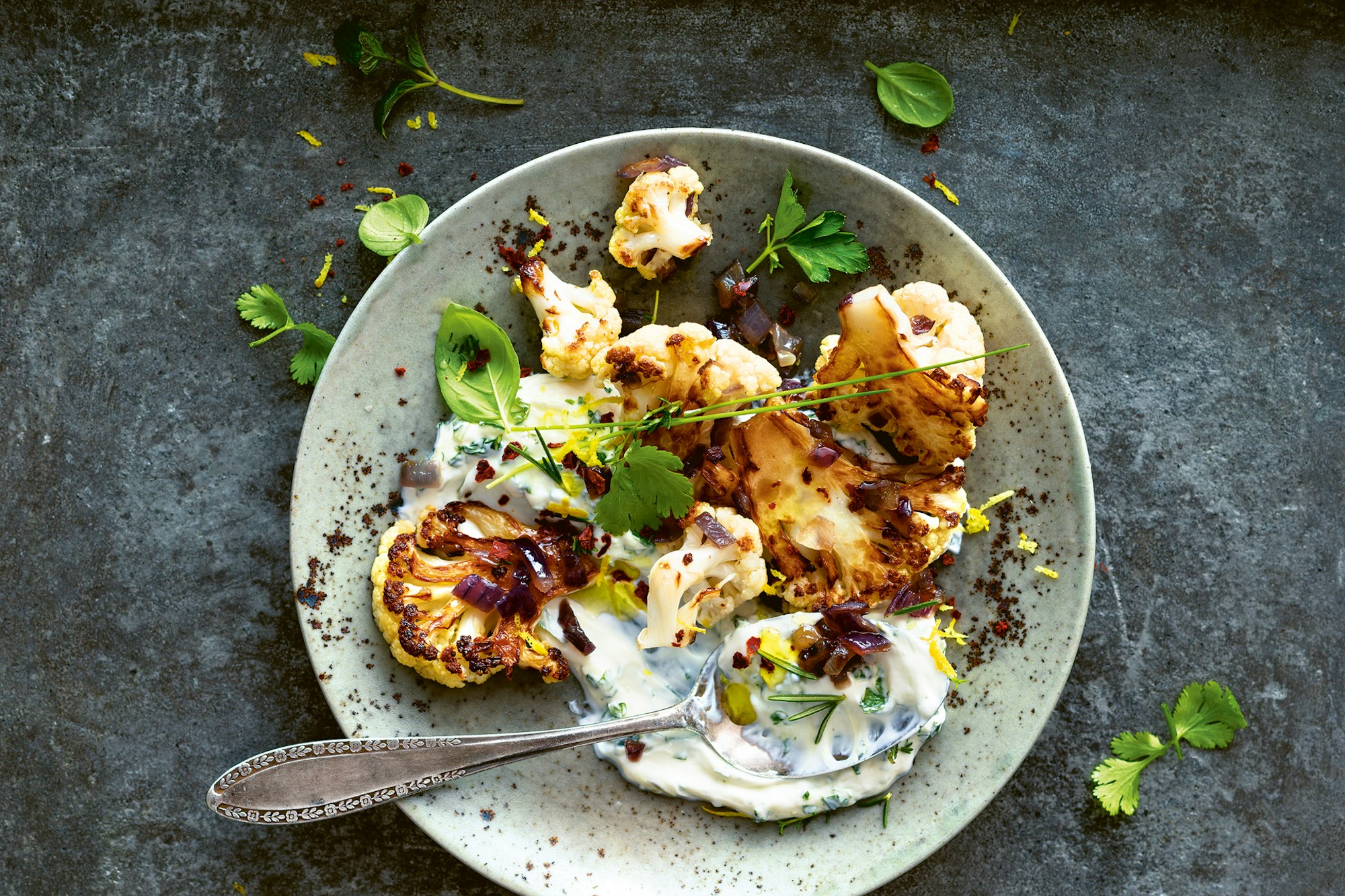 gebratener_blumenkohl_Graefe-und-Unzer_Wolfgang-Schardt