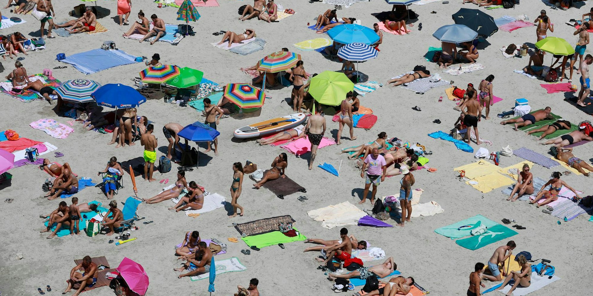 Spanien Strand dpa 250822