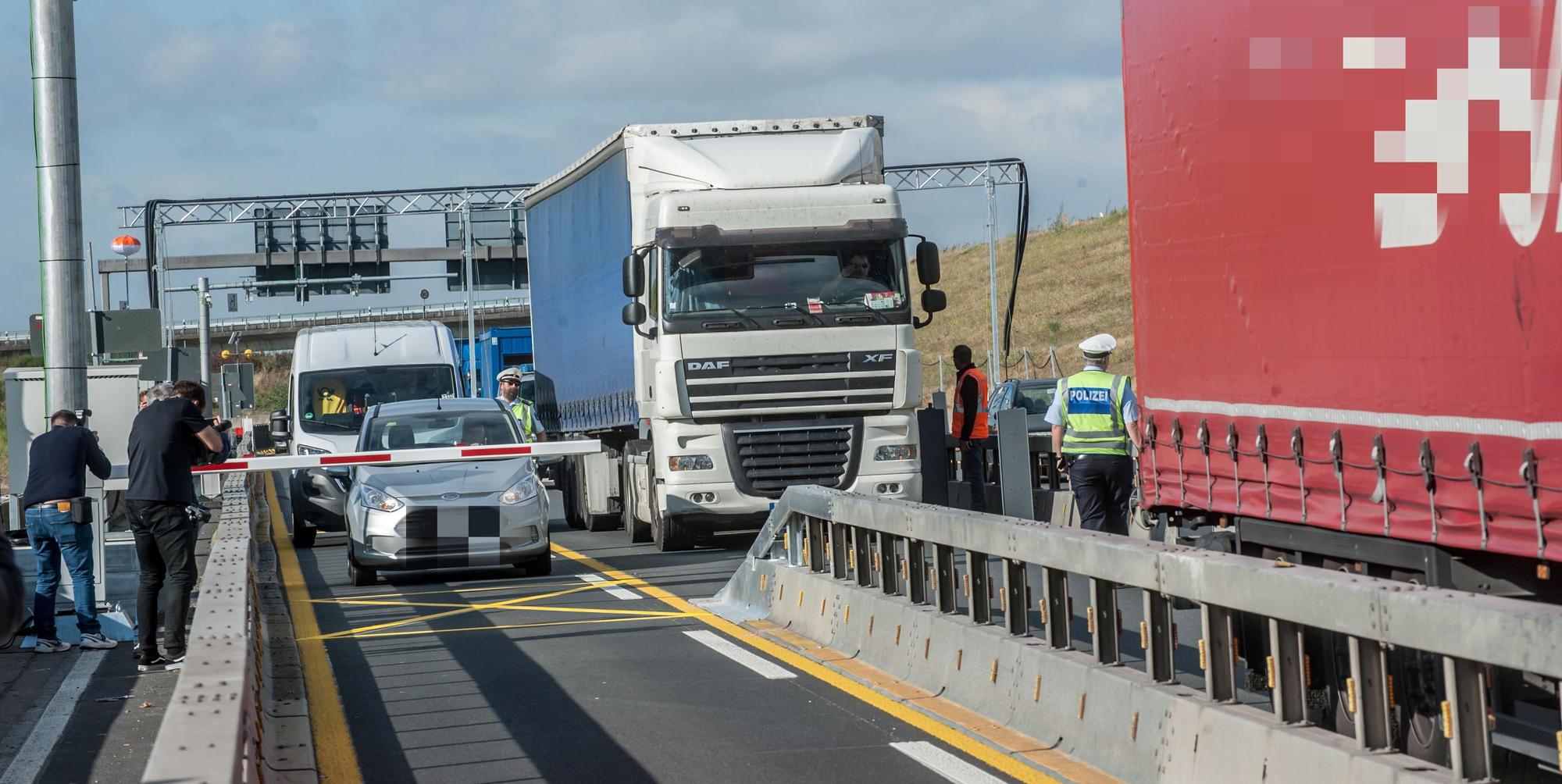 leverkusen-autobahn-sperranlage-inbetriebnahme-DSC_8224