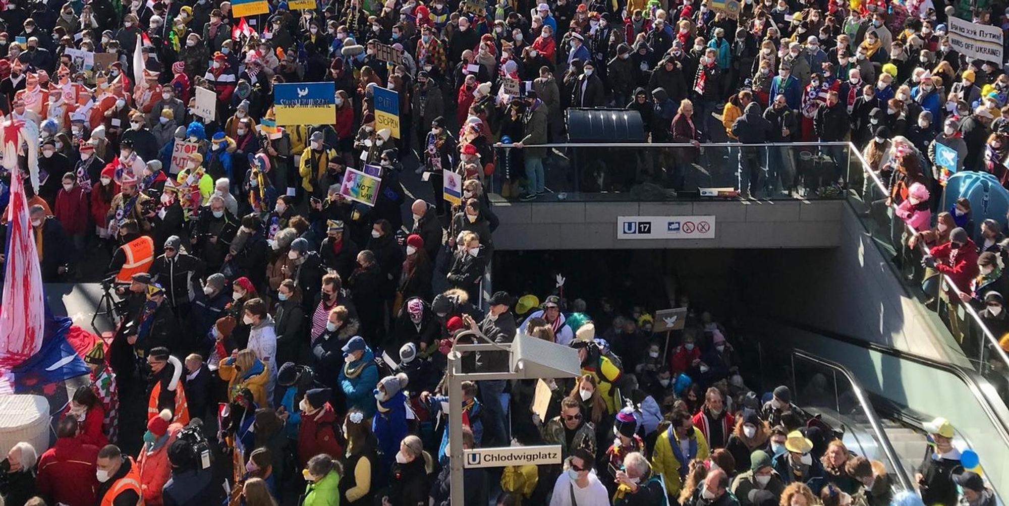Massen Friedensdemo