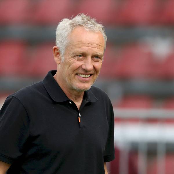 Streich lächelt
