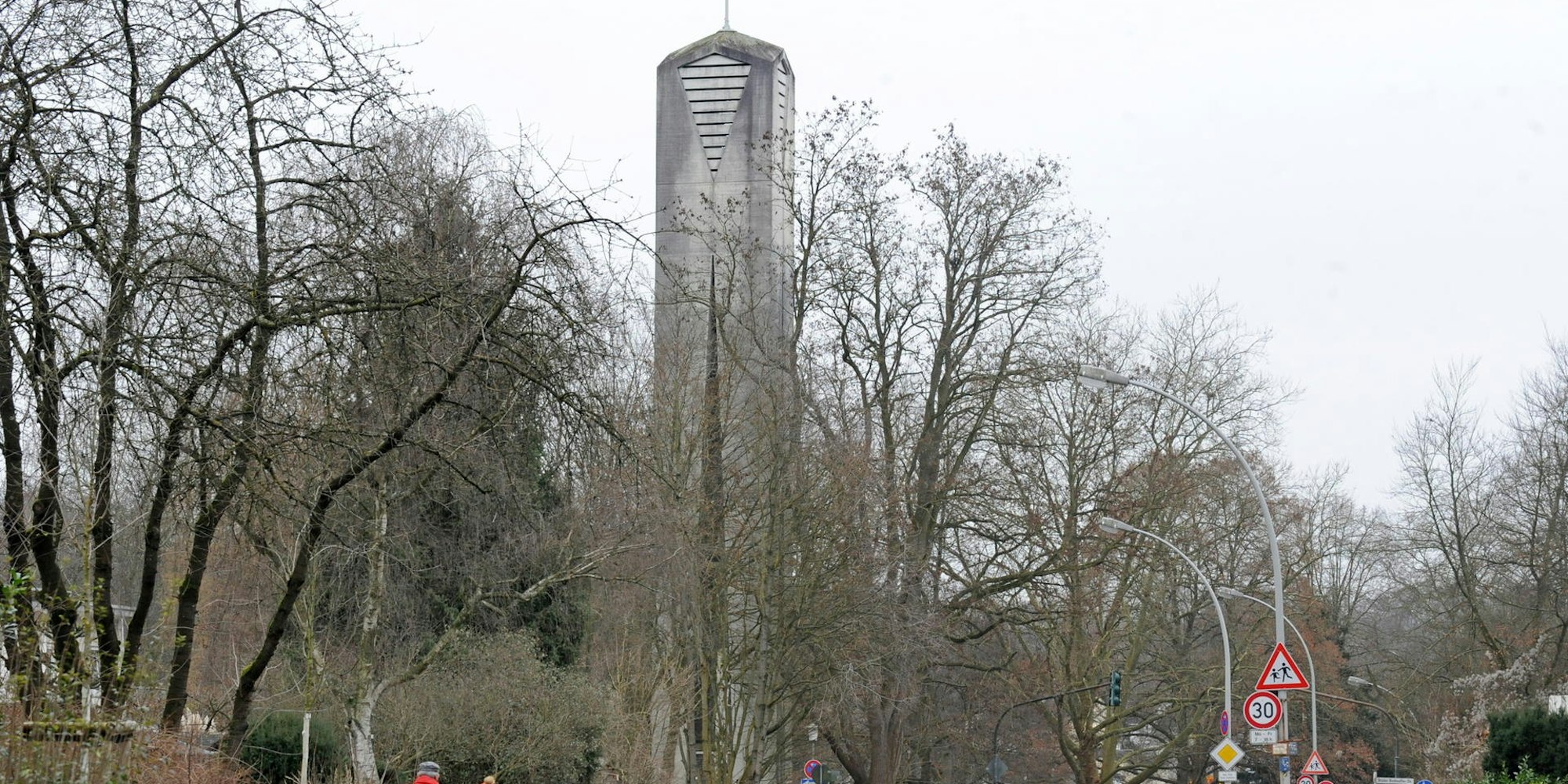 LE_Alkenrath-Kirchrturm_(1)