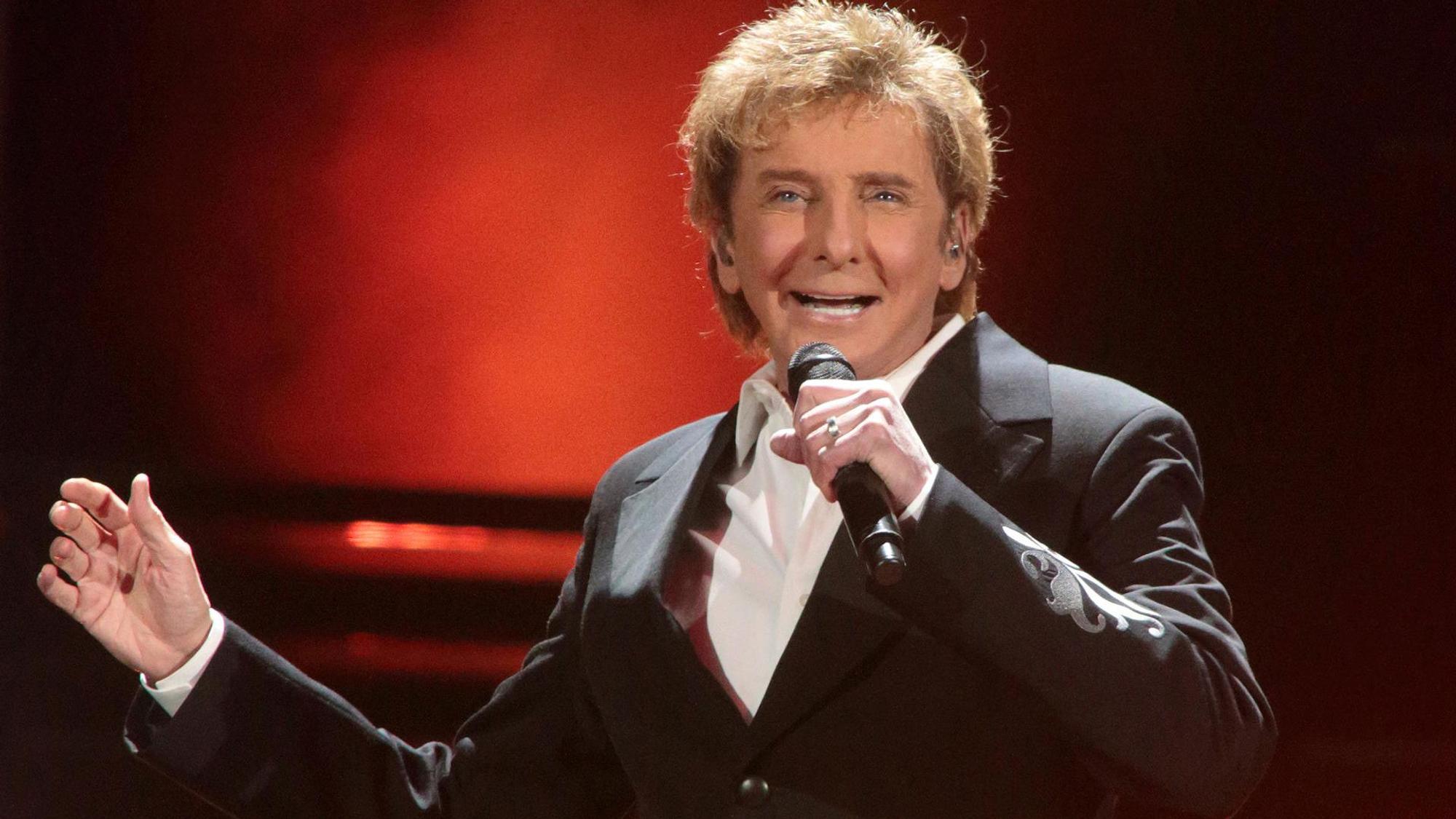 Barry Manilow bei einem Auftritt.