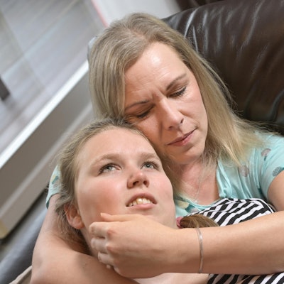 Kinderdemenz Vanessa und Mutter Madeleine