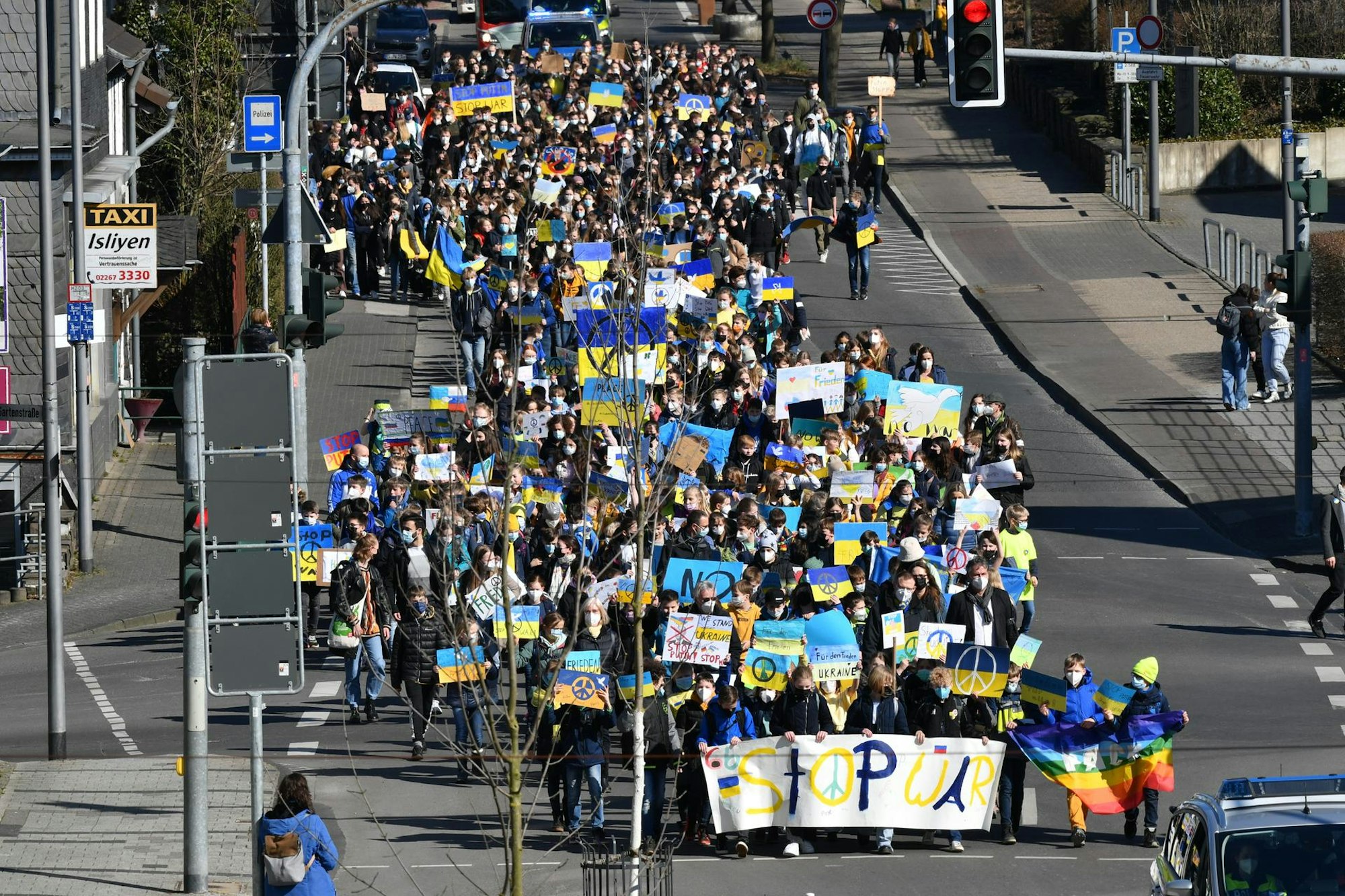 20220309_OWN_FRIEDENSDEMONSTRATION St.ANGELA_GYMNASIUM_WIPPERFÜRTH_OWL_4960-