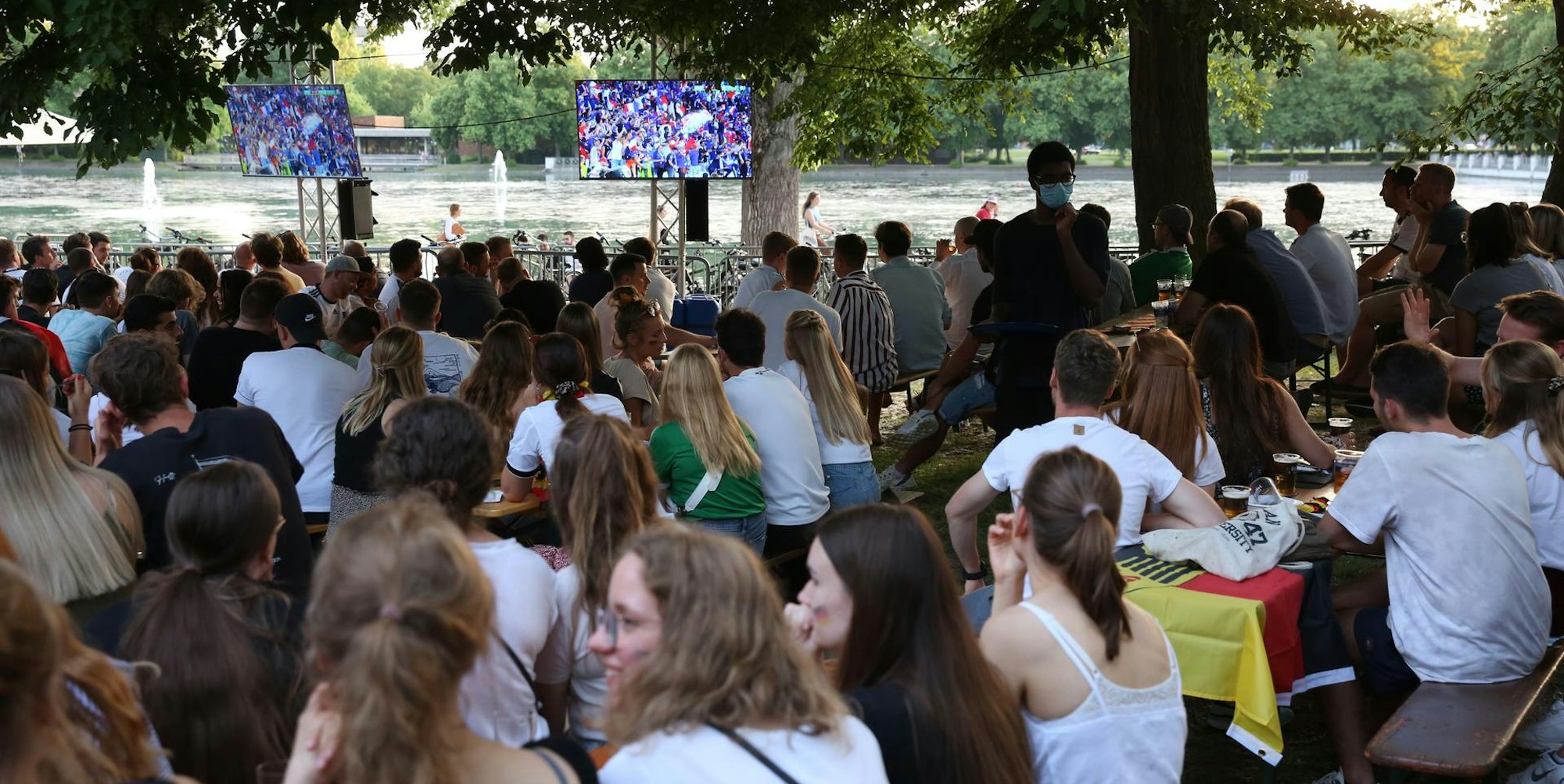 Public Viewing Aachener Biergart