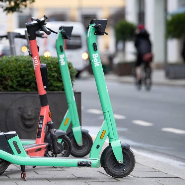 E-Scooter Straßenrand