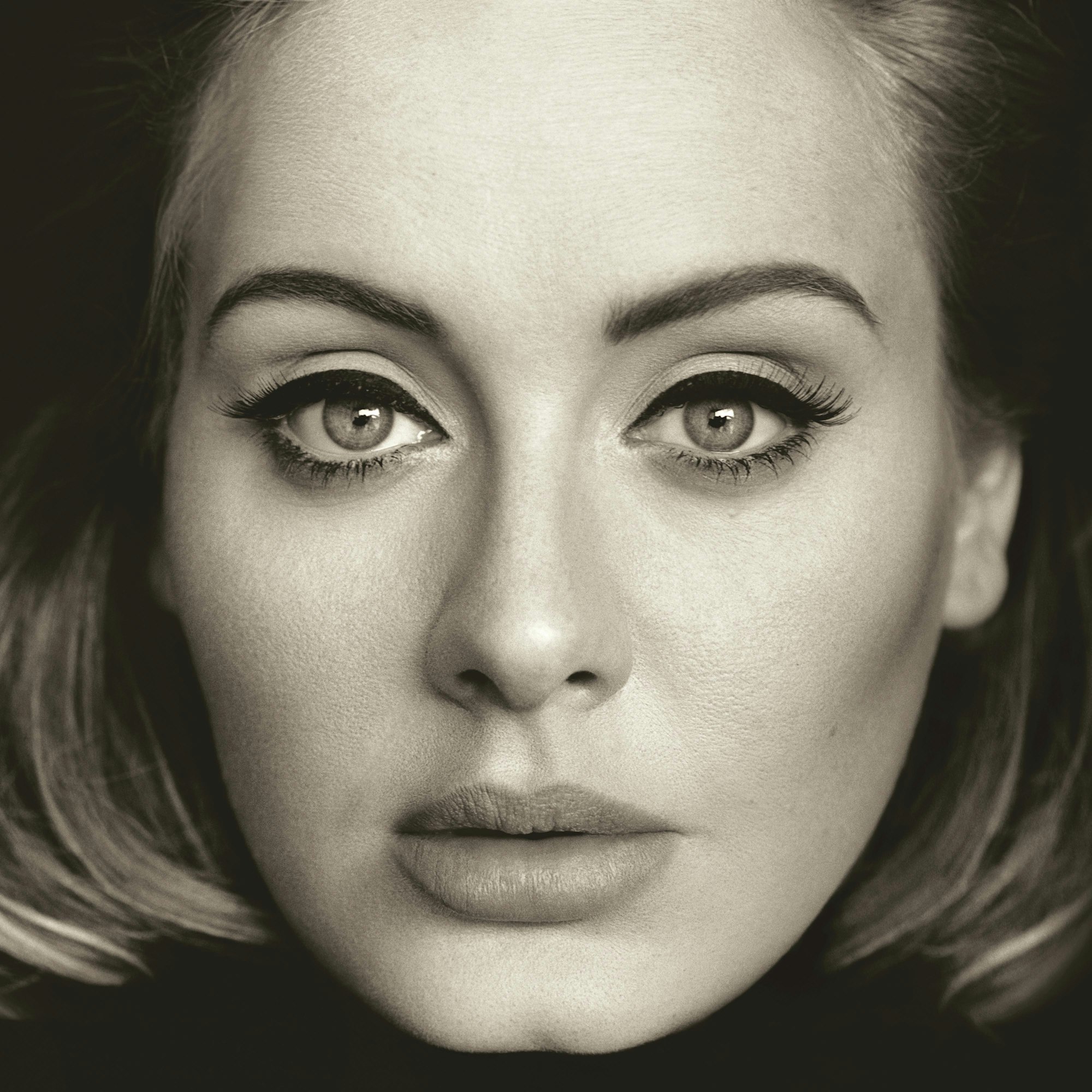 Adele (1)