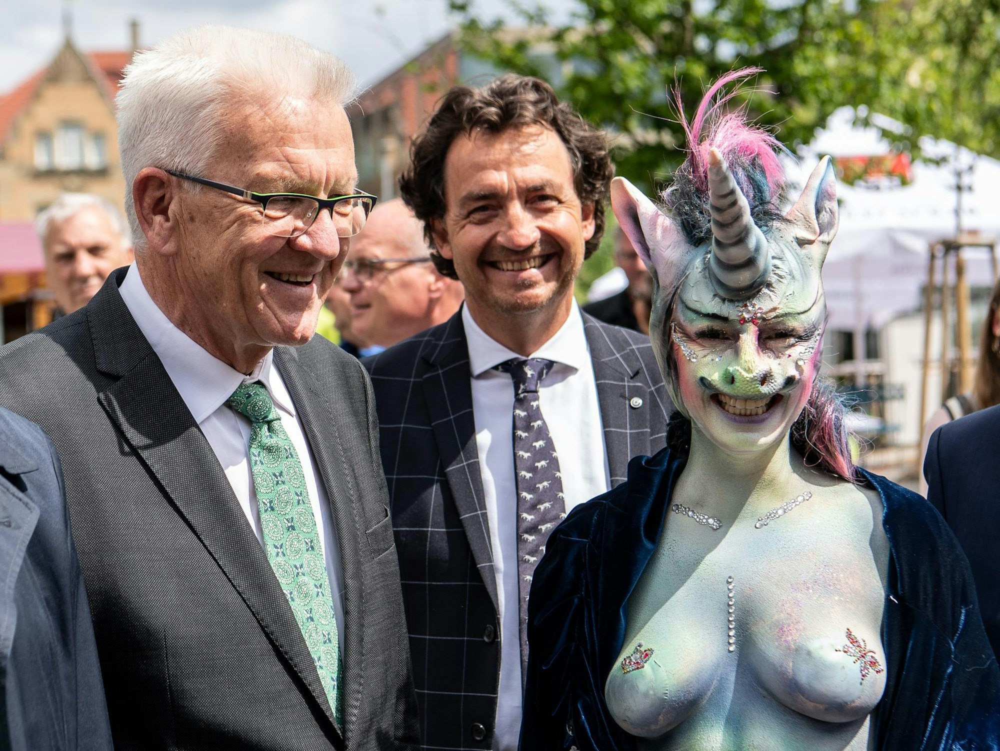 Nacktes Einhorn