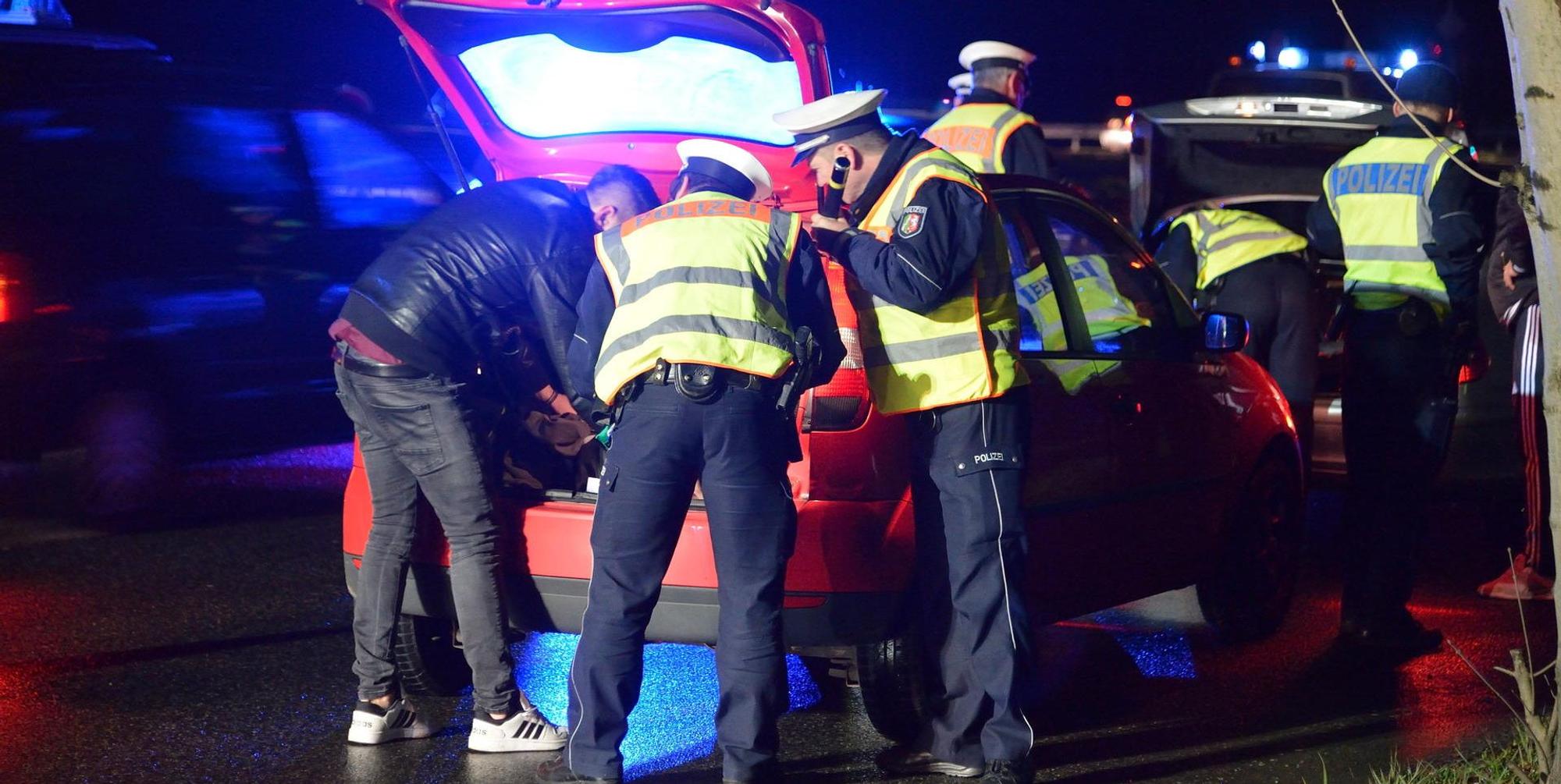 Polizeikontrolle refrath2