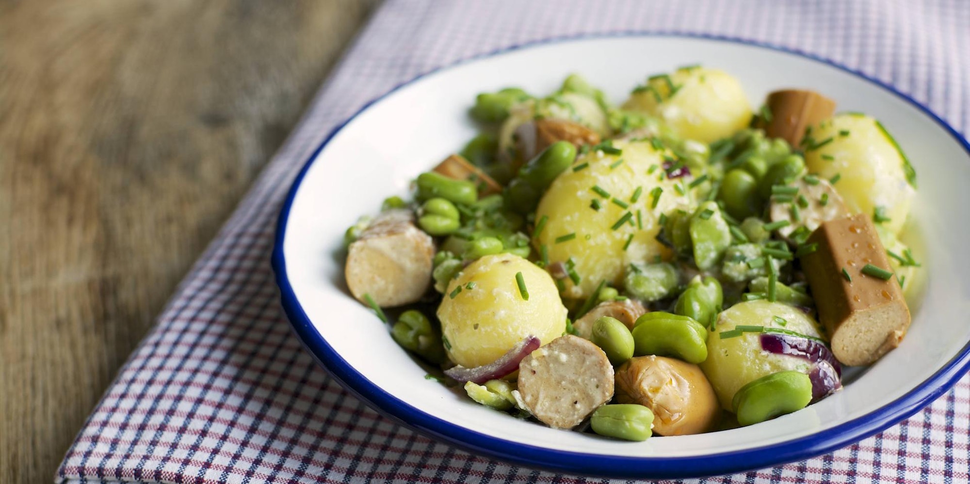 Deftige Bohnen und Kartoffelgerichte sind gerne gesehen in der Rheinischen Küche.