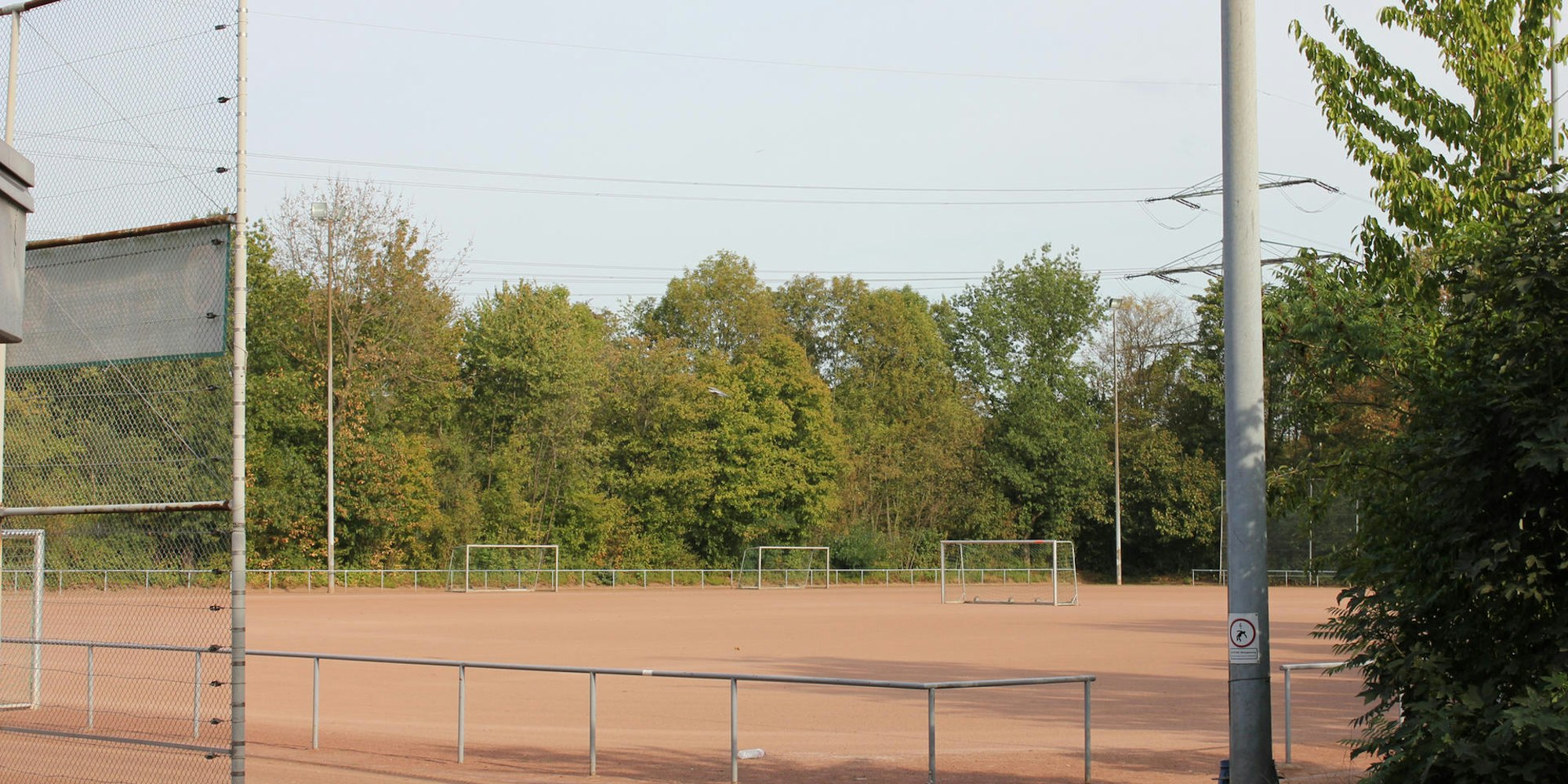 aef-sportplatz-2