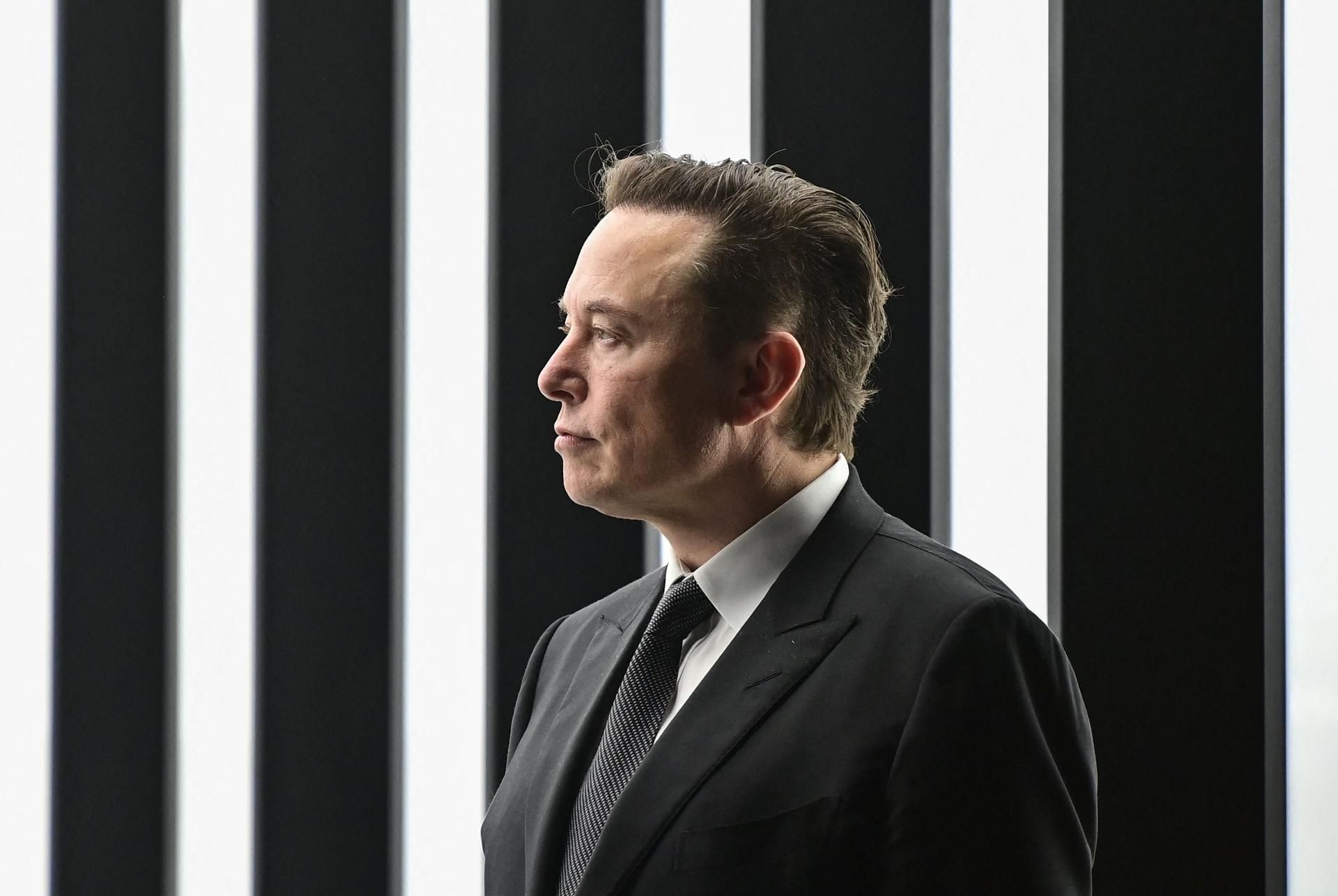 Elon Musk 220322