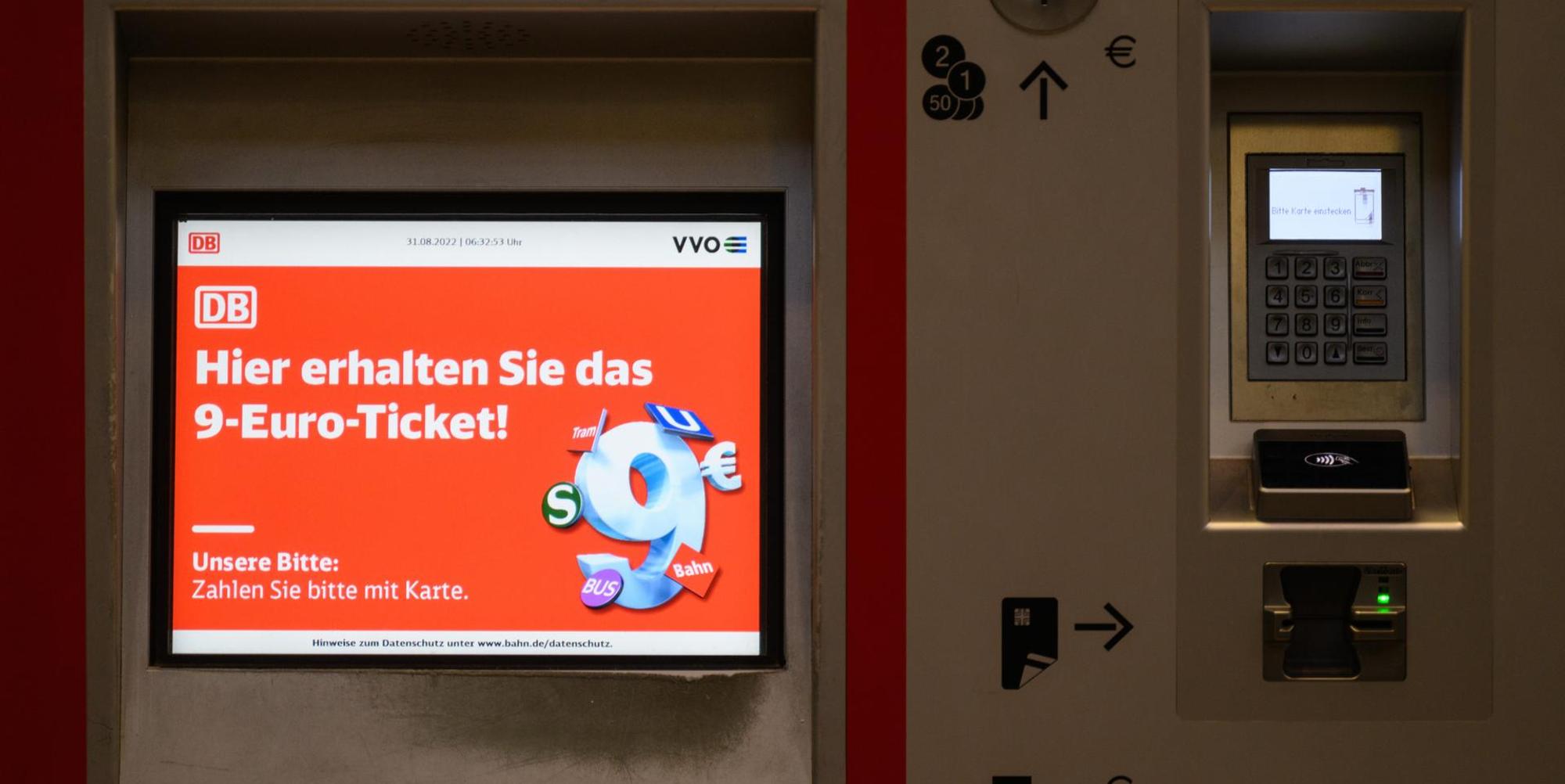 Symbol 9-Euro-Ticket