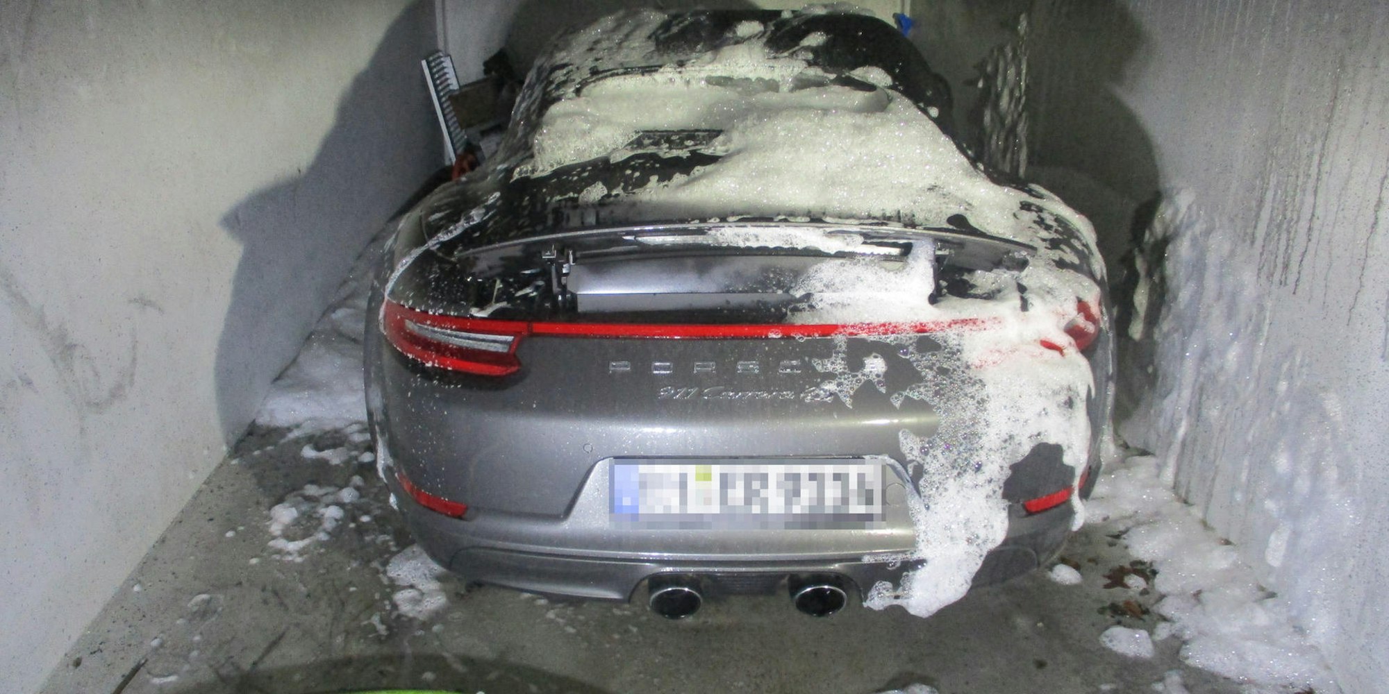 AutobrandQuellePolizeiREK