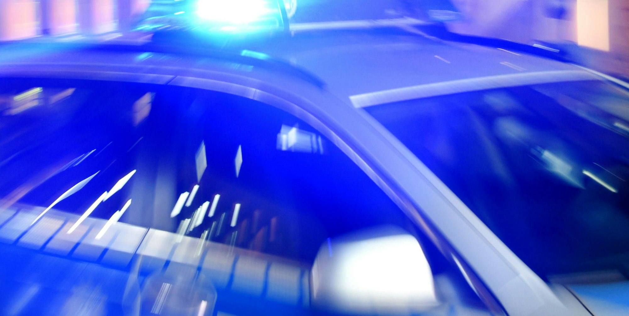 Blaulicht Polizei 010621