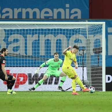 33C3AED5-890E-44B9-8719-00DED5CB995D