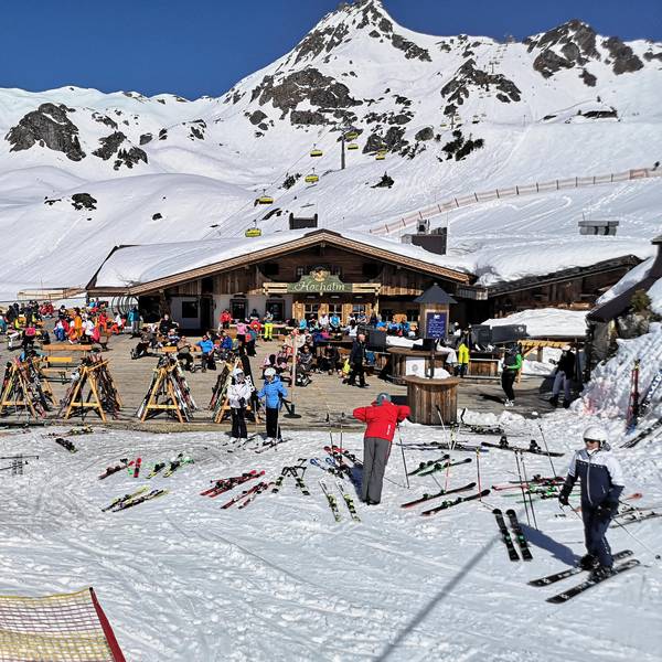 Symbolbild Österreich Urlaub Corona