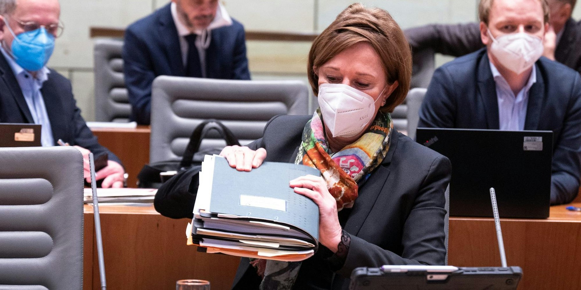 Yvonne Gebauer 170222 (1)