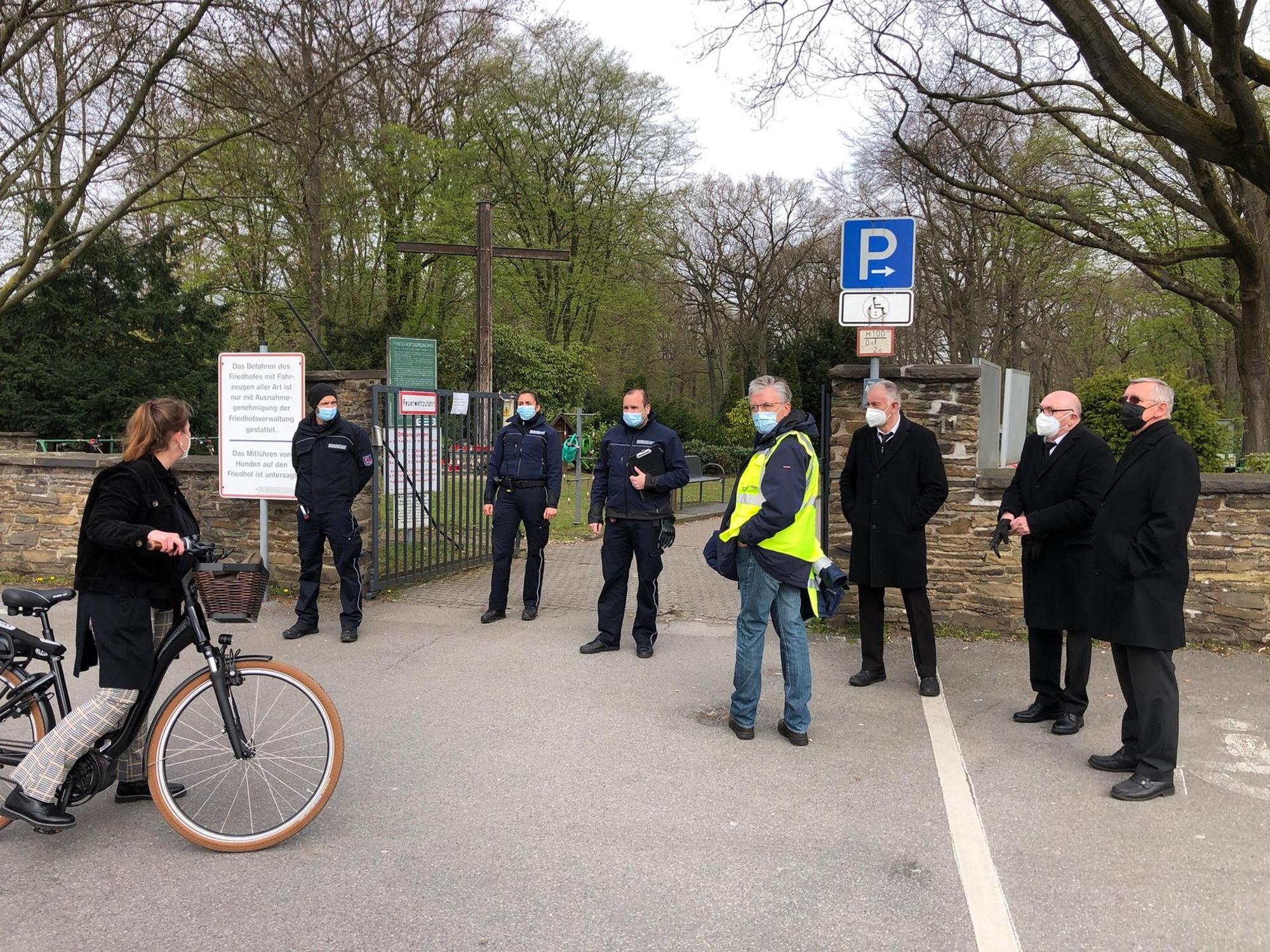 Beerdigung Lev Polizei Krieger 1