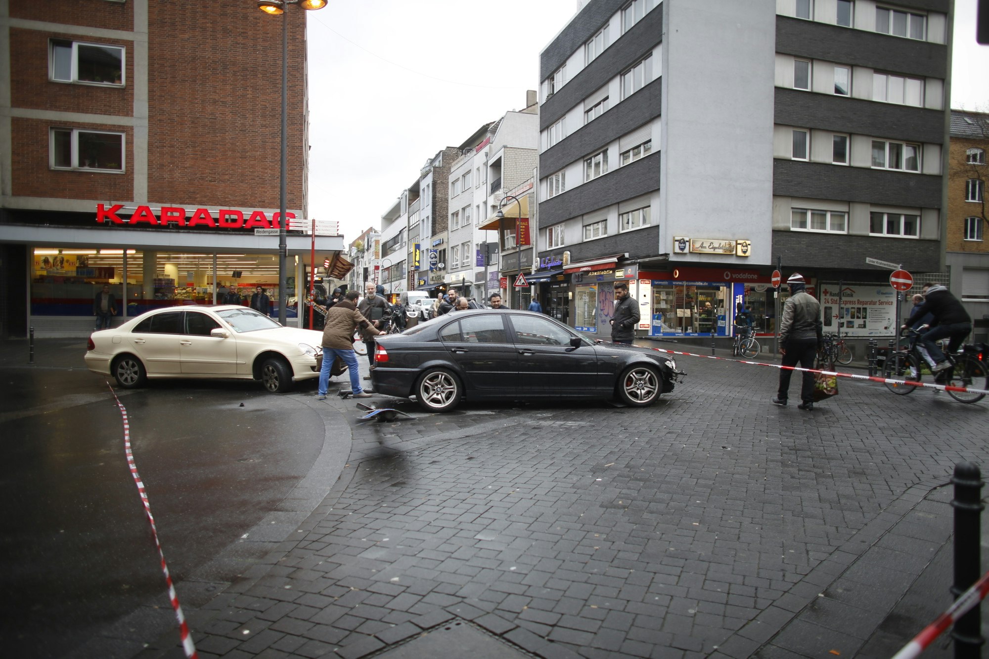 kra_eigelsteinRaub001_2